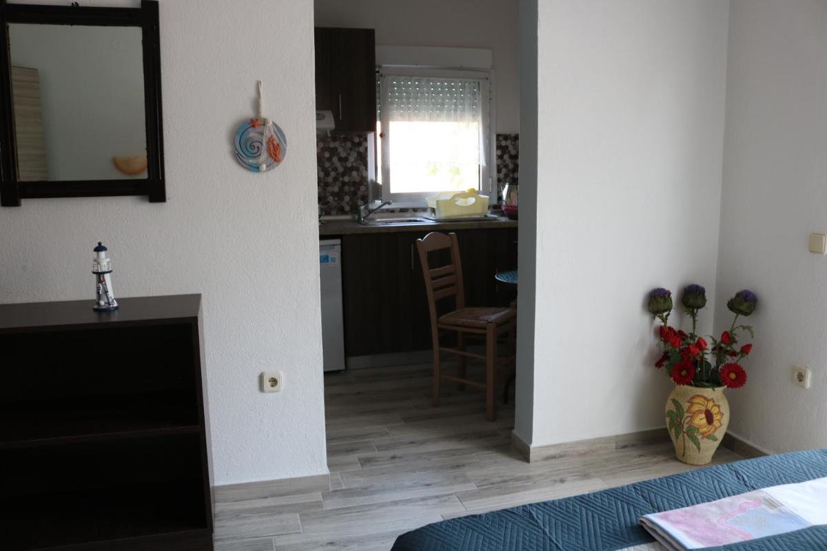 Triple Room with Garden View photo 1