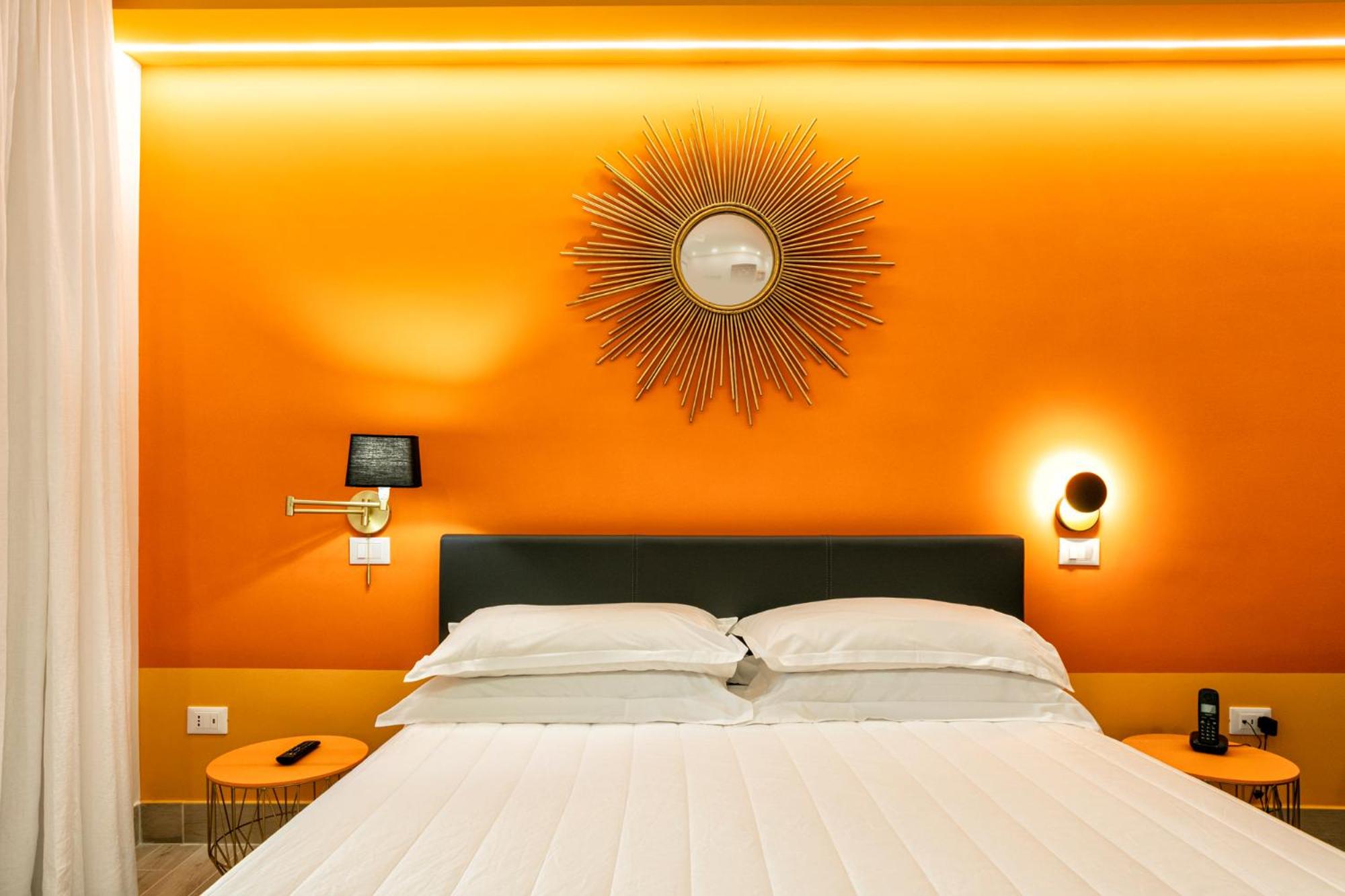 Deluxe Double Room with Balcony photo 3