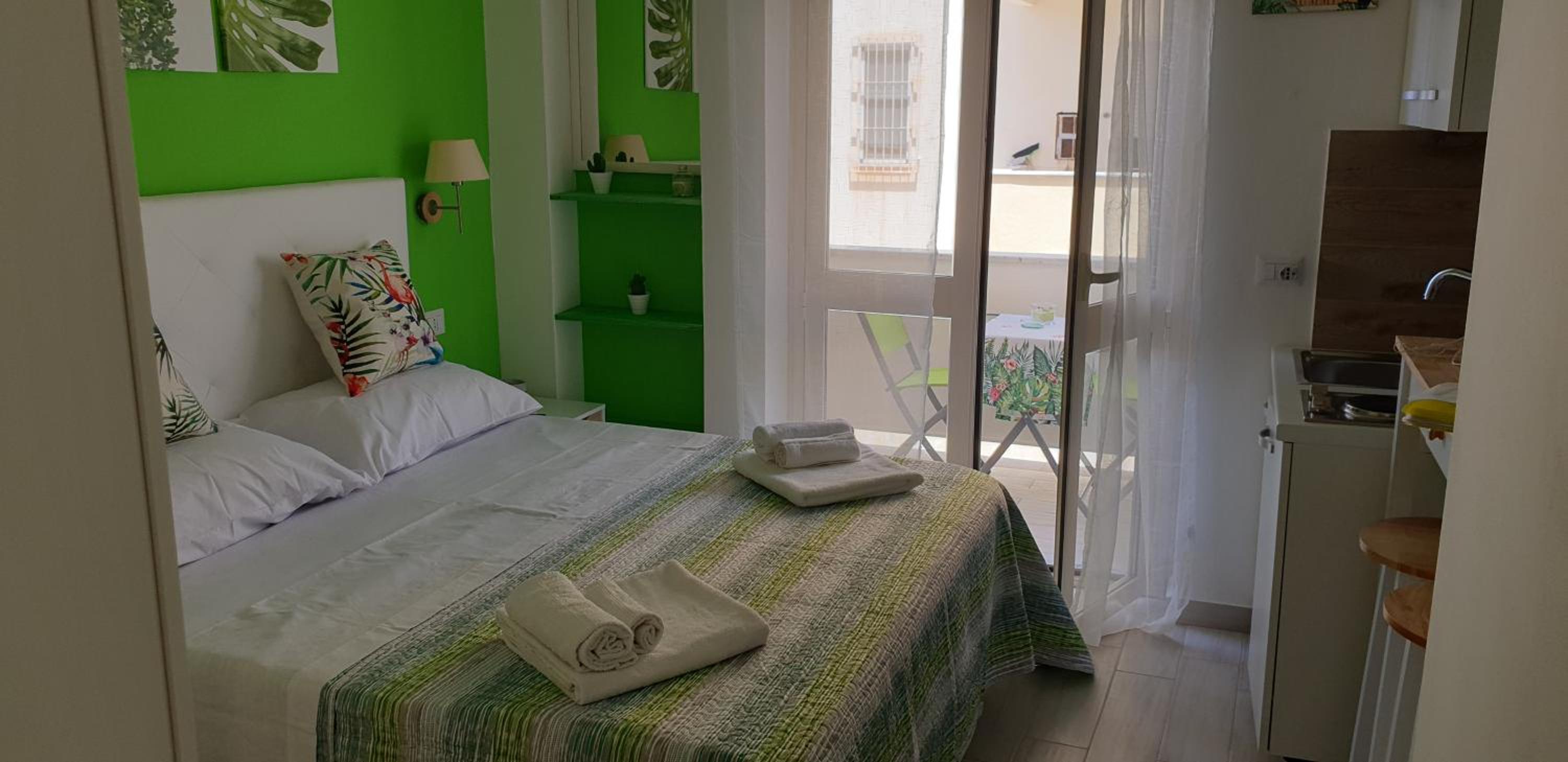 Apartment with Balcony