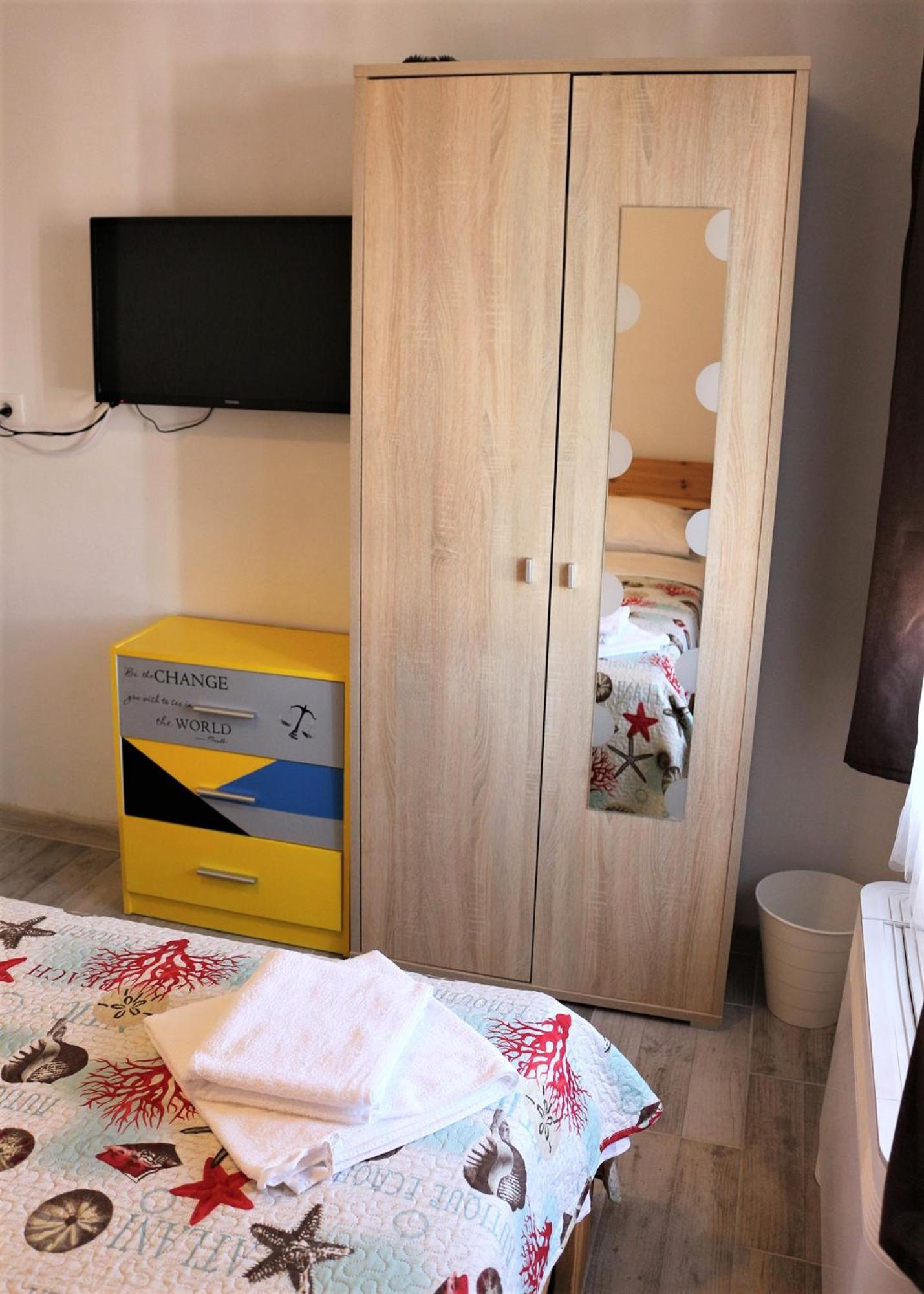 Apartment - Photo 46