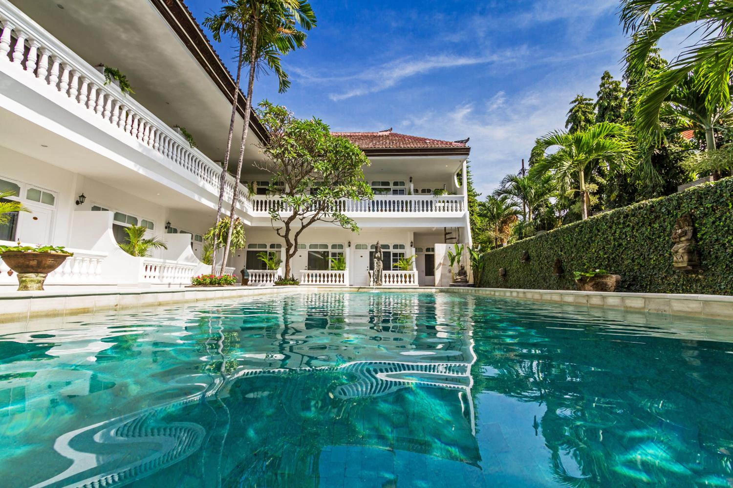 Deluxe Double or Twin Room with Pool View - Photo 7