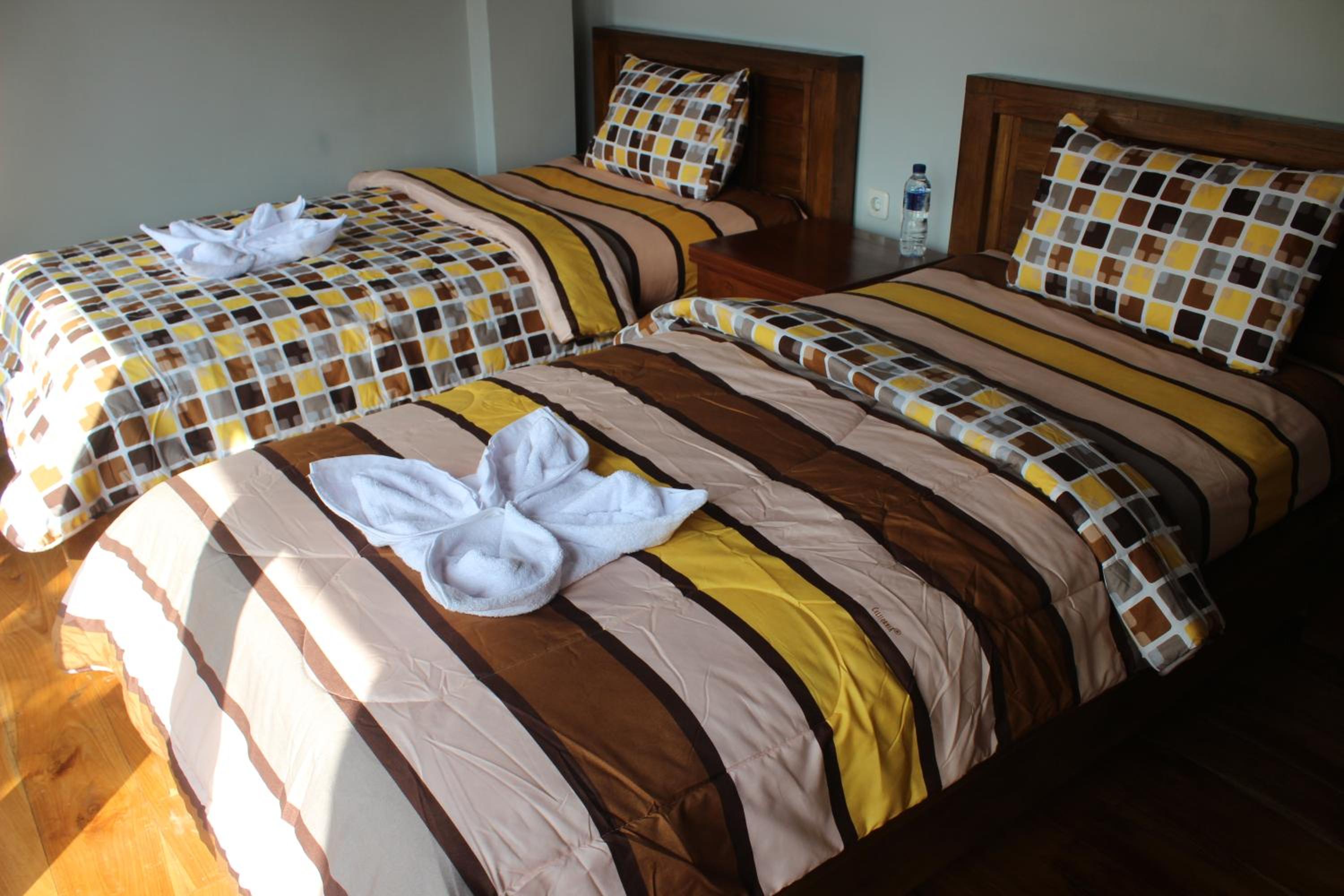 Standard Twin Room with Mountain View - Photo 1