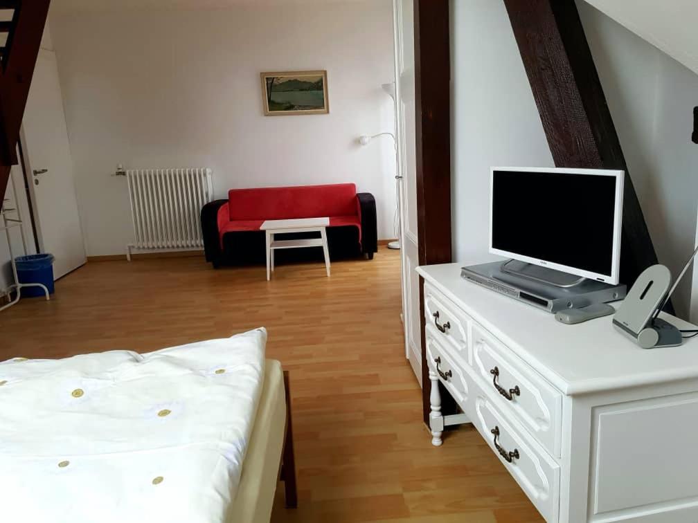 Large Double Room photo 1