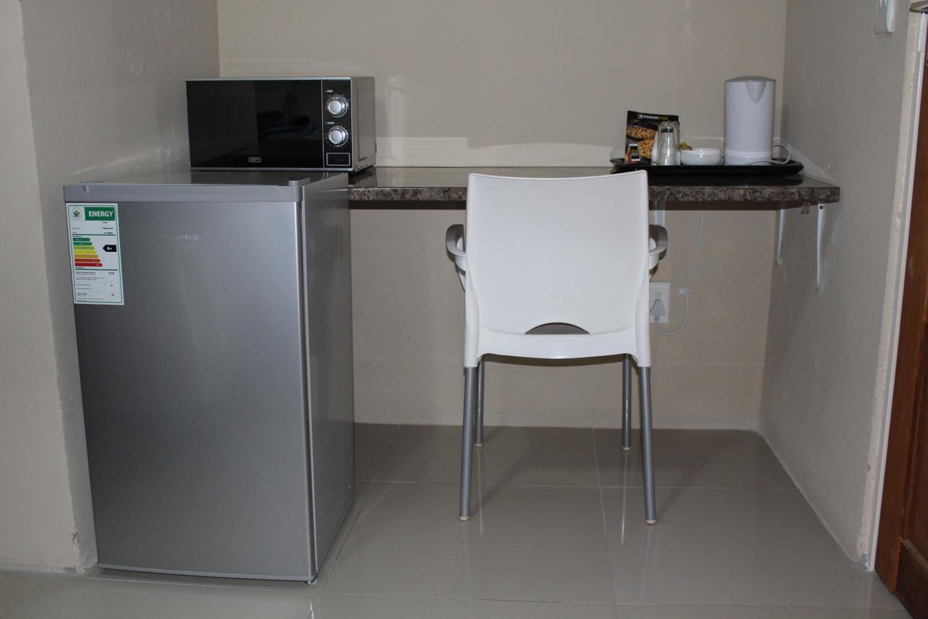 Triple Room with Private Bathroom photo 2