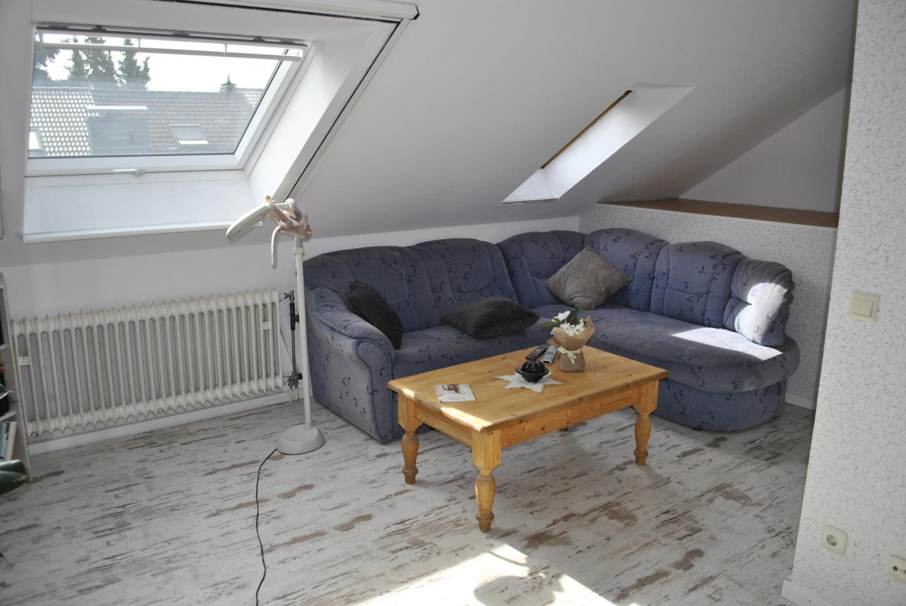 Apartment With Shared Bathroom