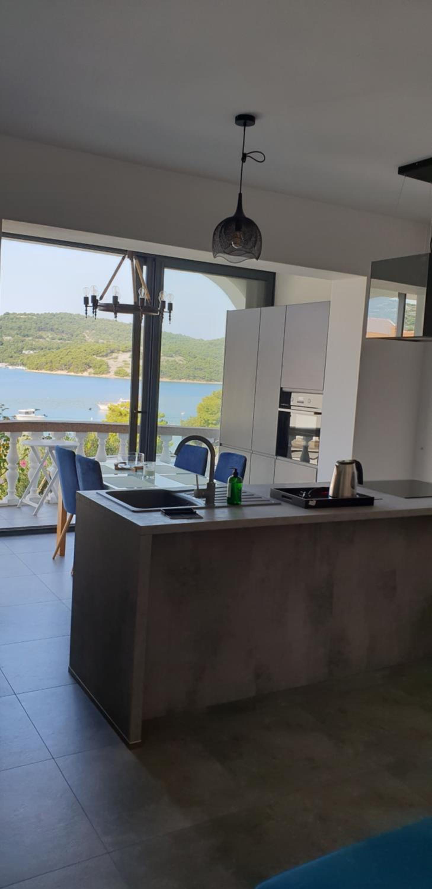 Apartment With Sea View photo 3