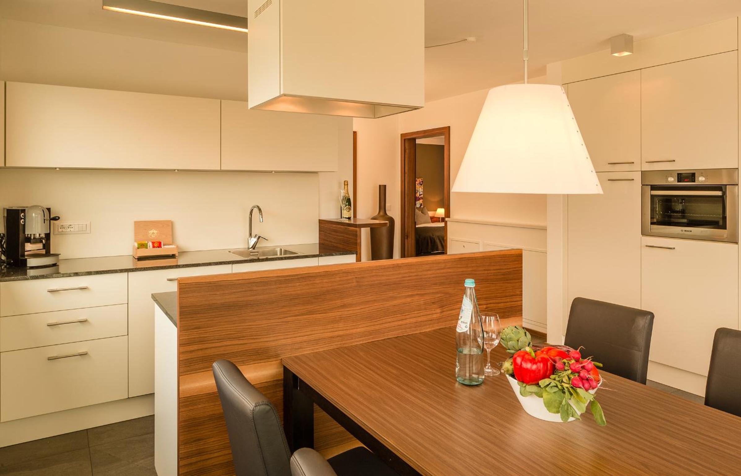 Superior Suite - Photo 7