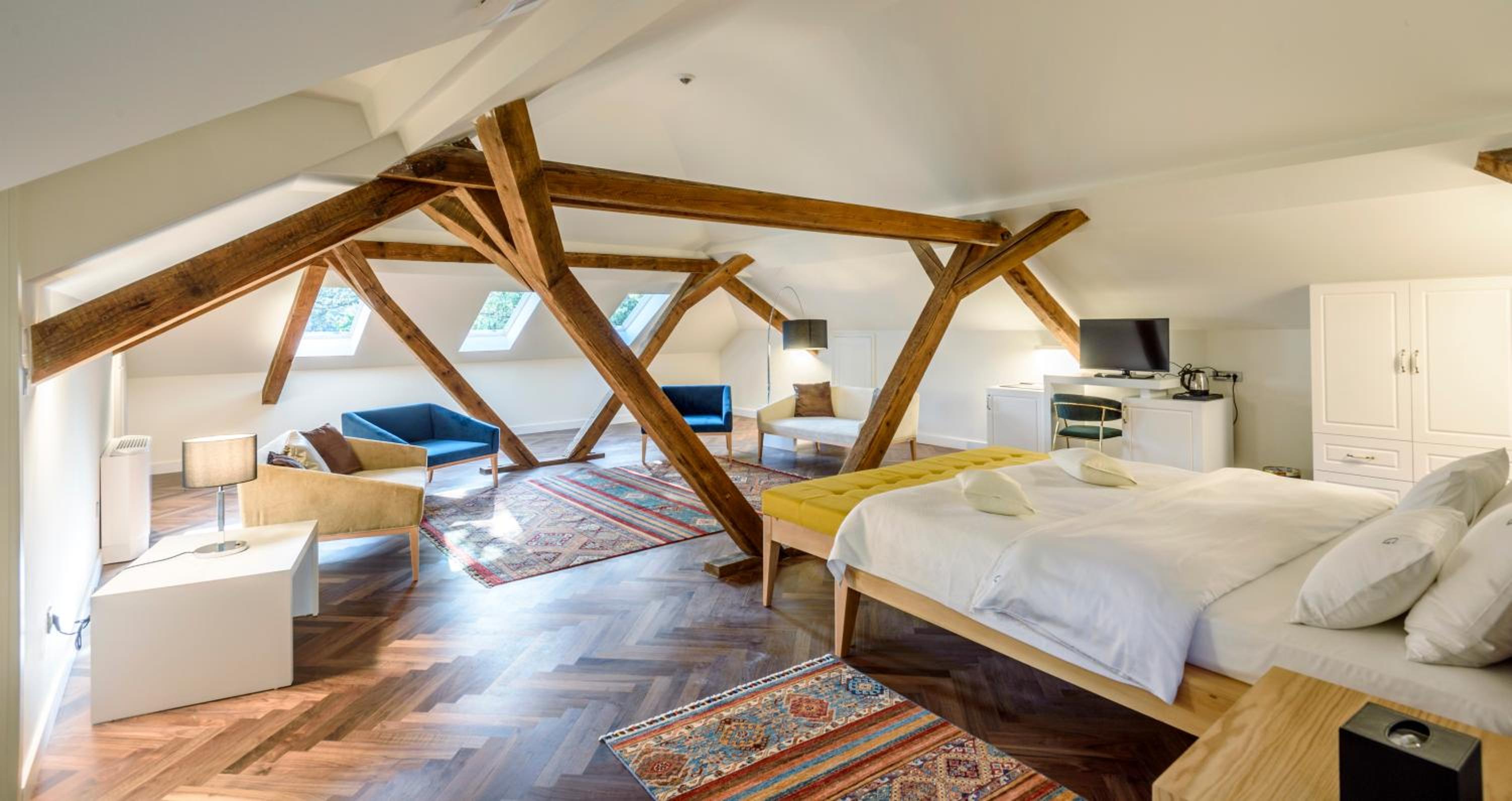 Executive Suite photo 3