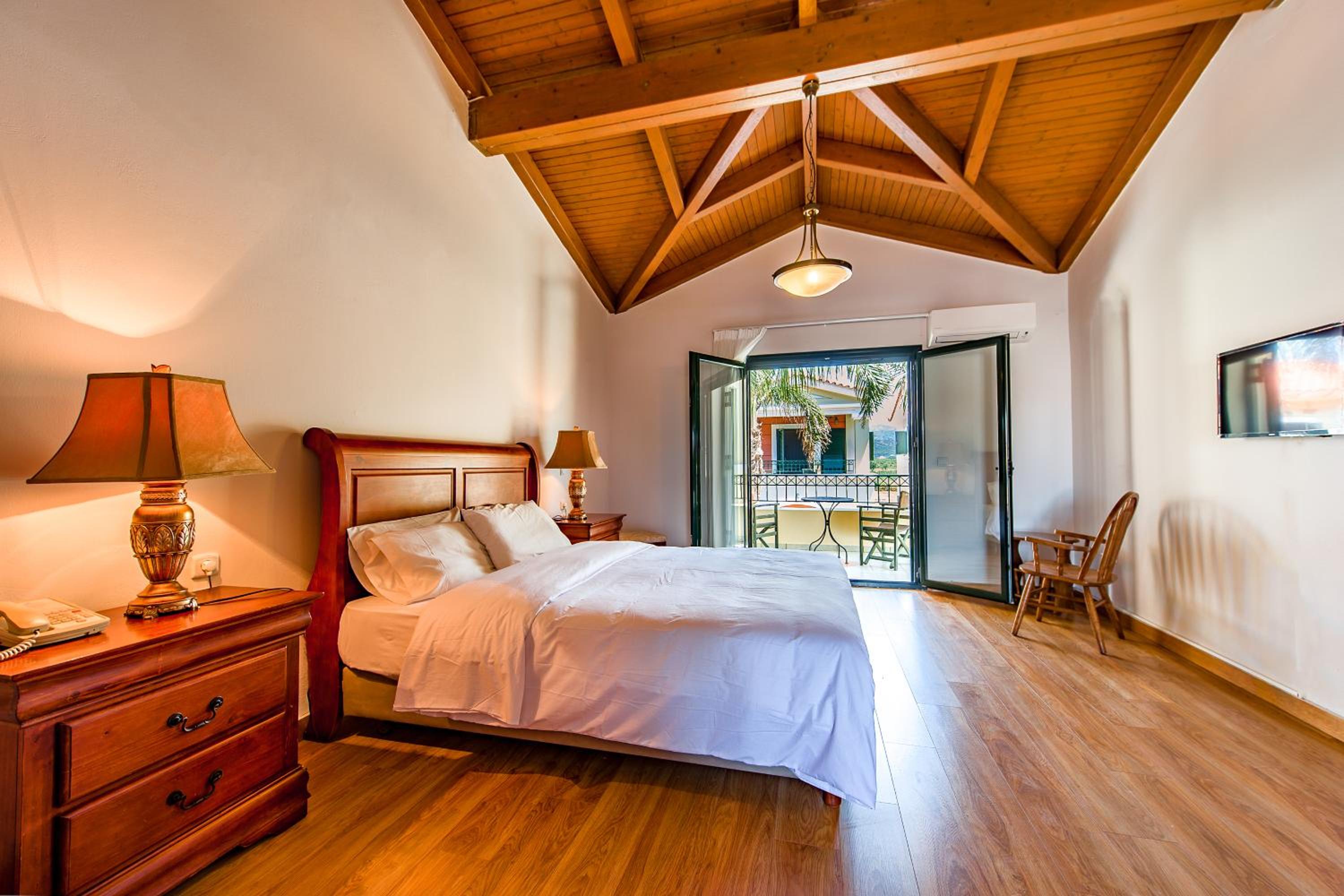 Standard Room with Garden View