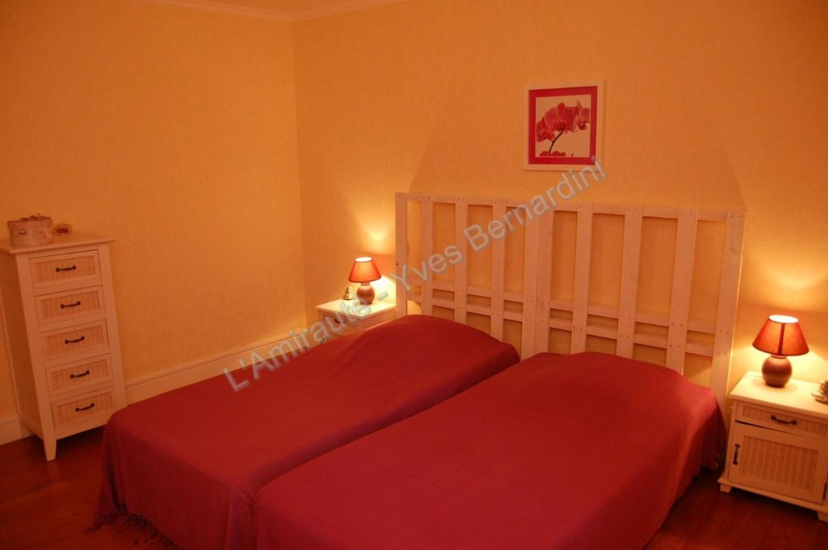 Suite - Photo 10