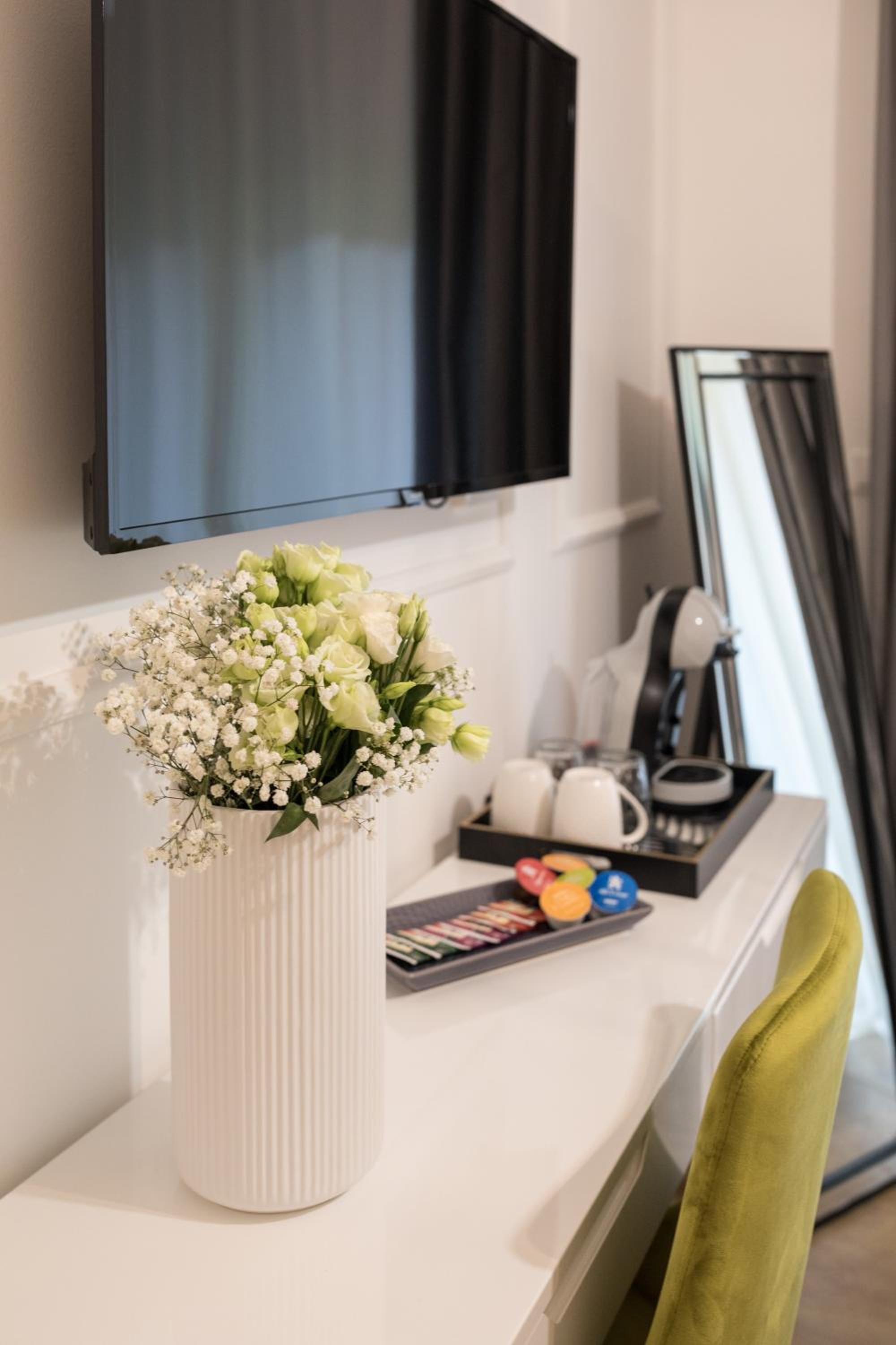 Deluxe Double or Twin Room with Balcony - Photo 35