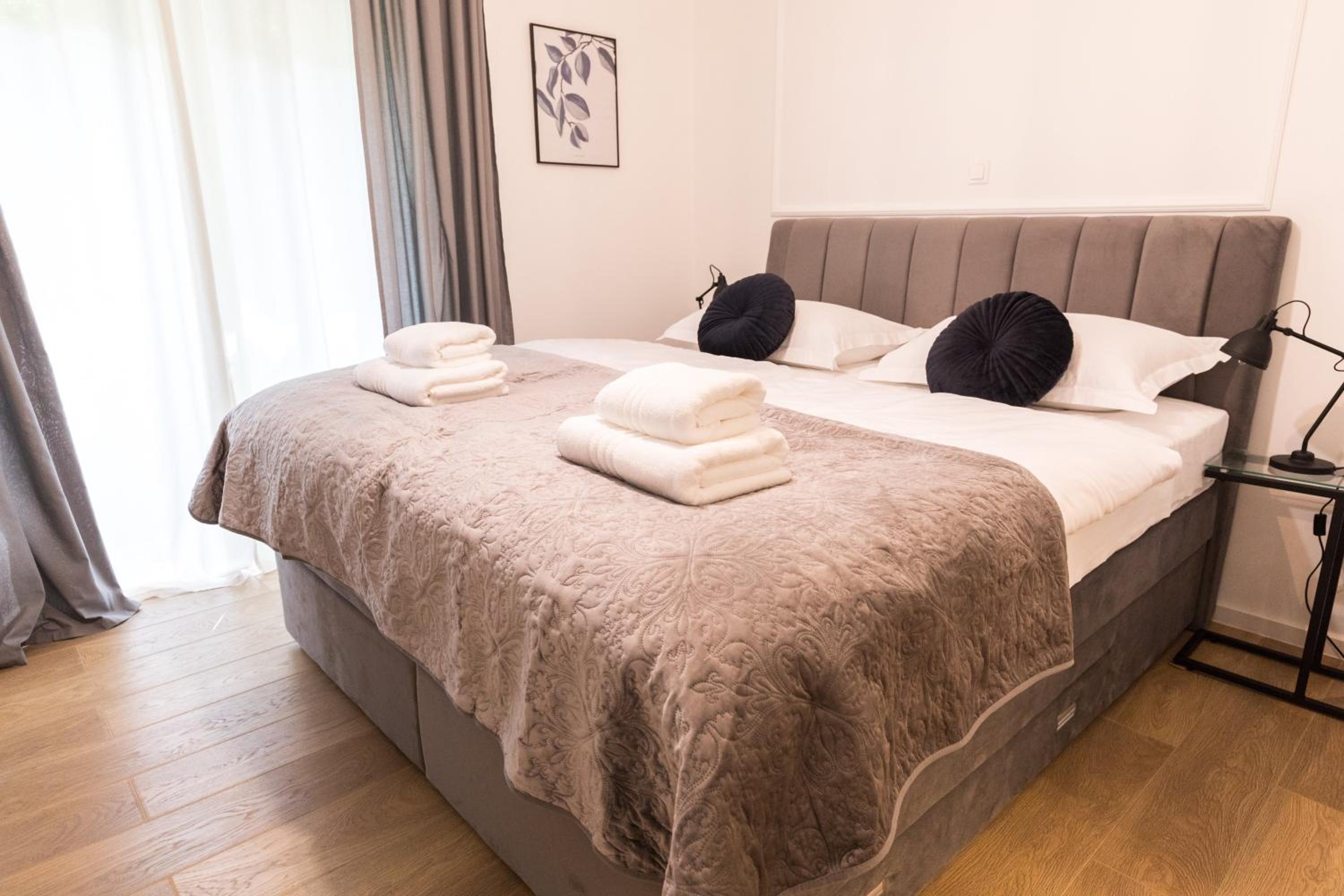 Deluxe Double or Twin Room with Balcony - Photo 24