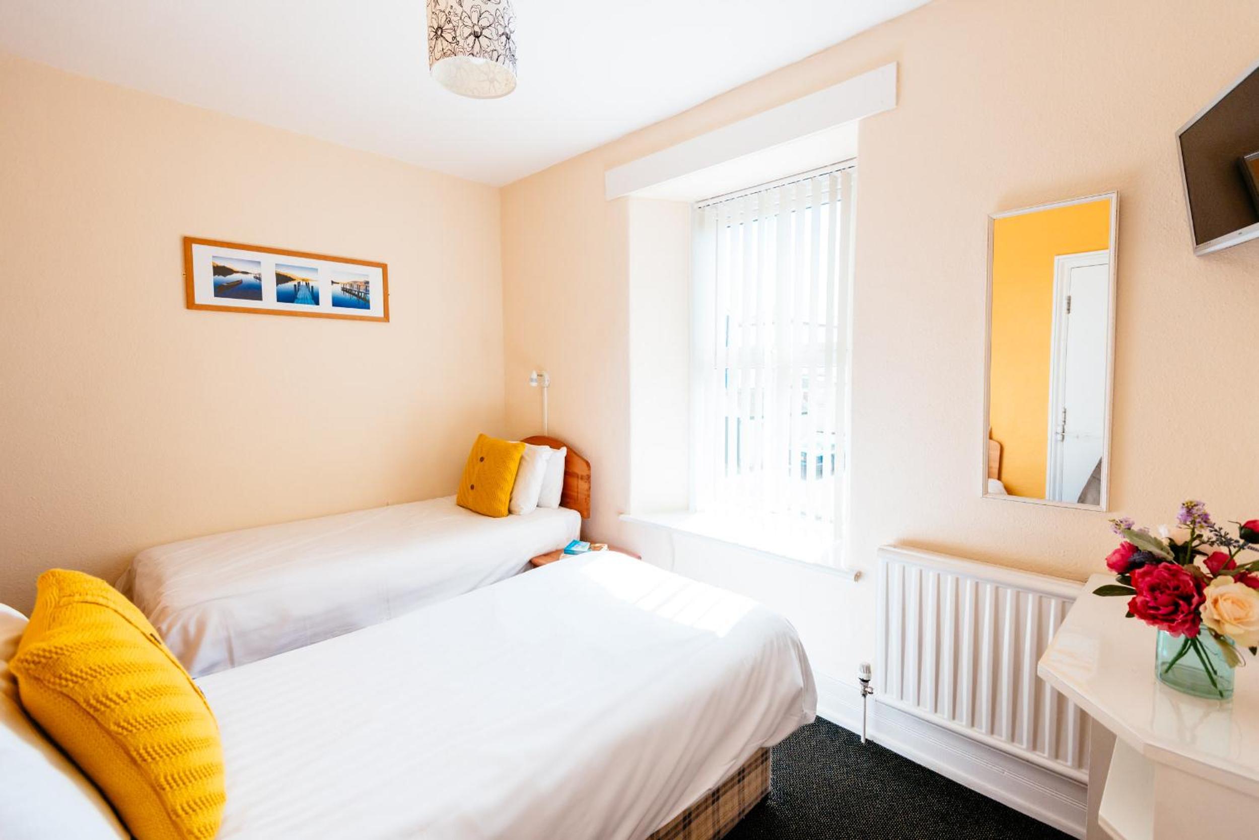 Standard Twin Room photo 3