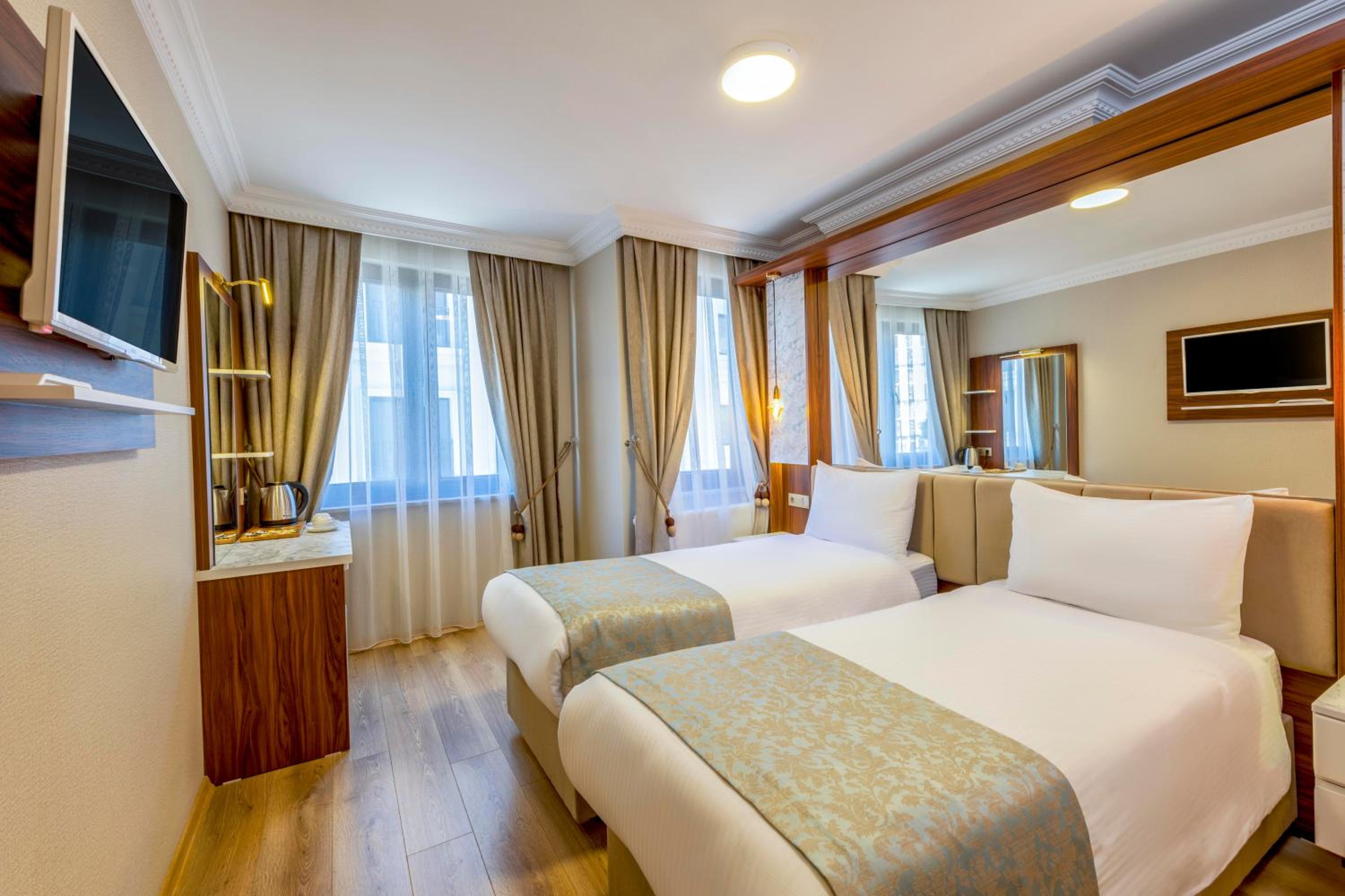 Standard Twin Room photo 1