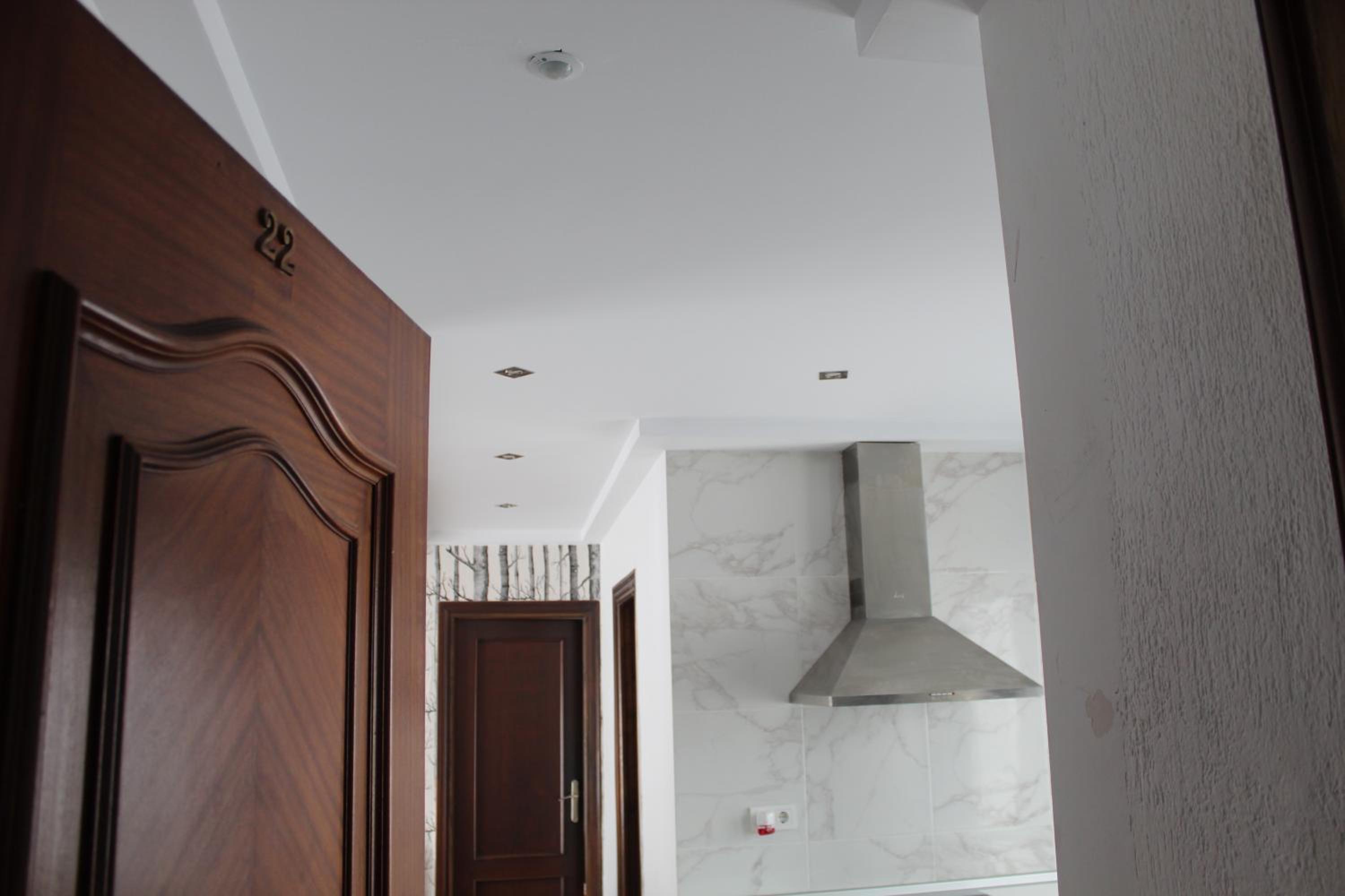 Three-Bedroom Apartment photo 2