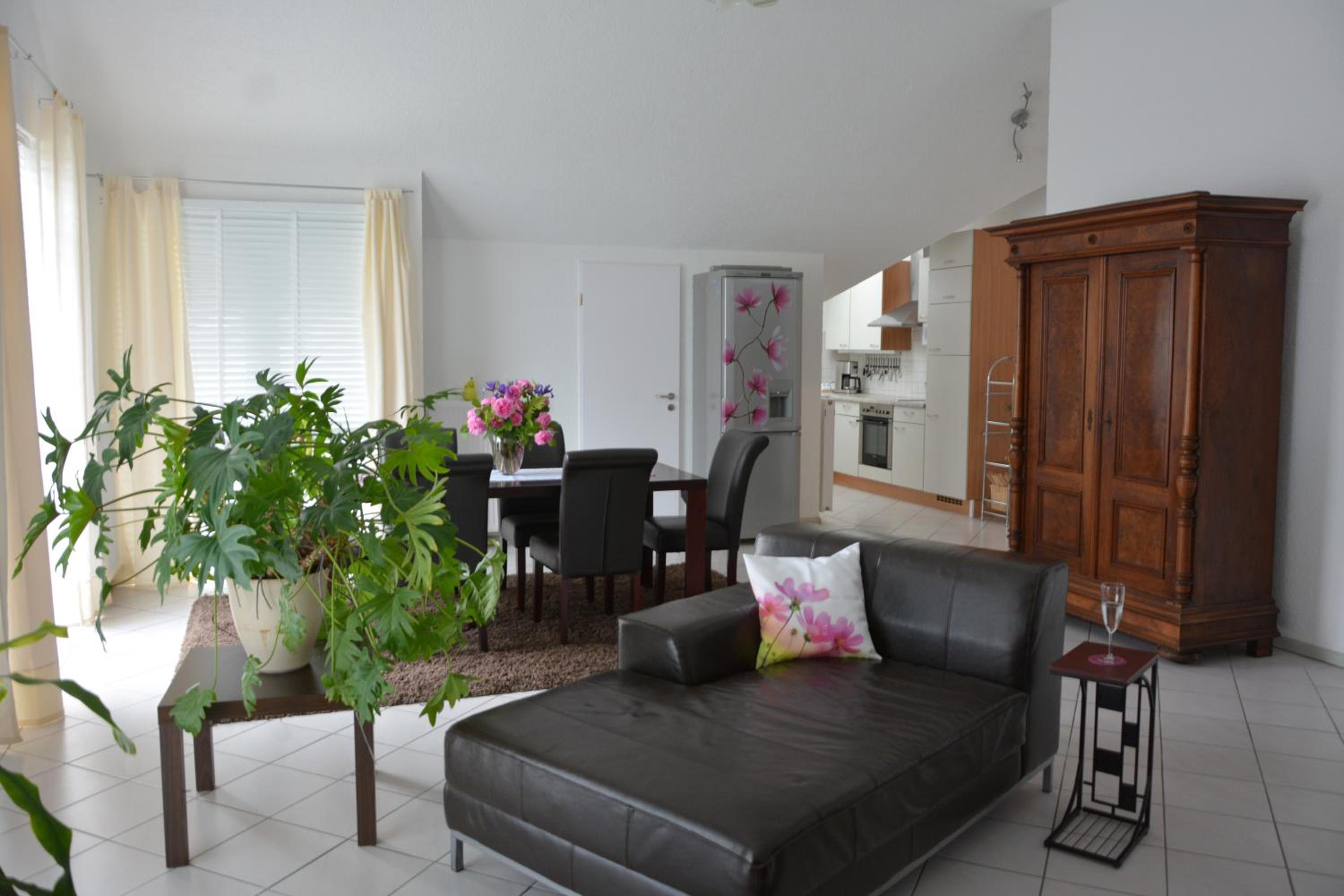 Apartment photo 1