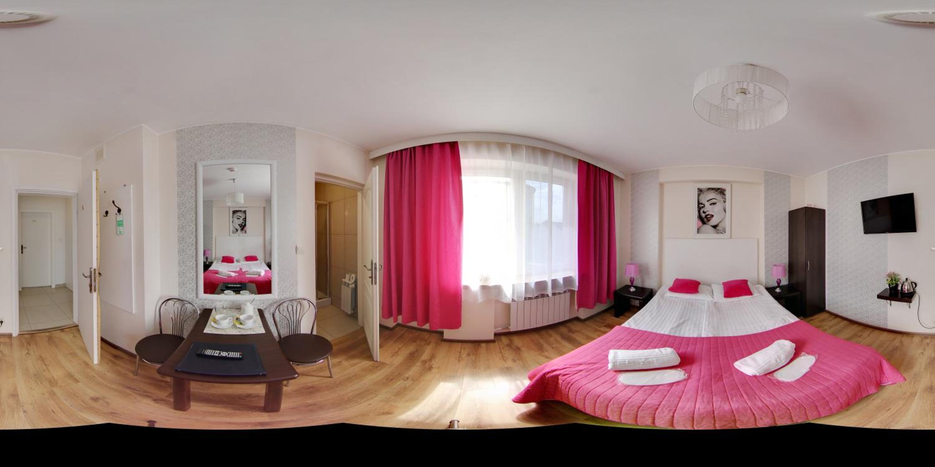 Double or Twin Room - Photo 11
