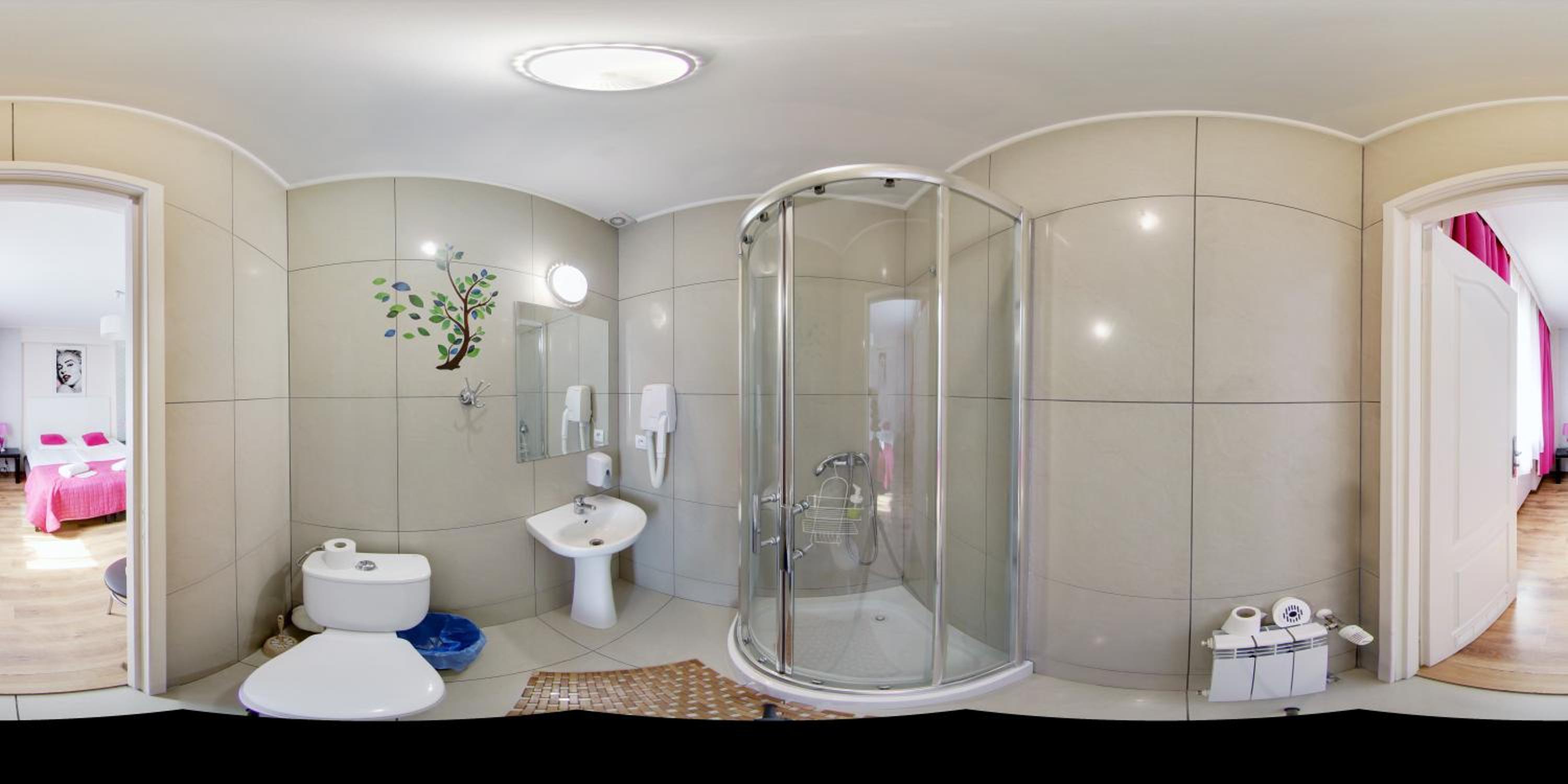 Double or Twin Room - Photo 9