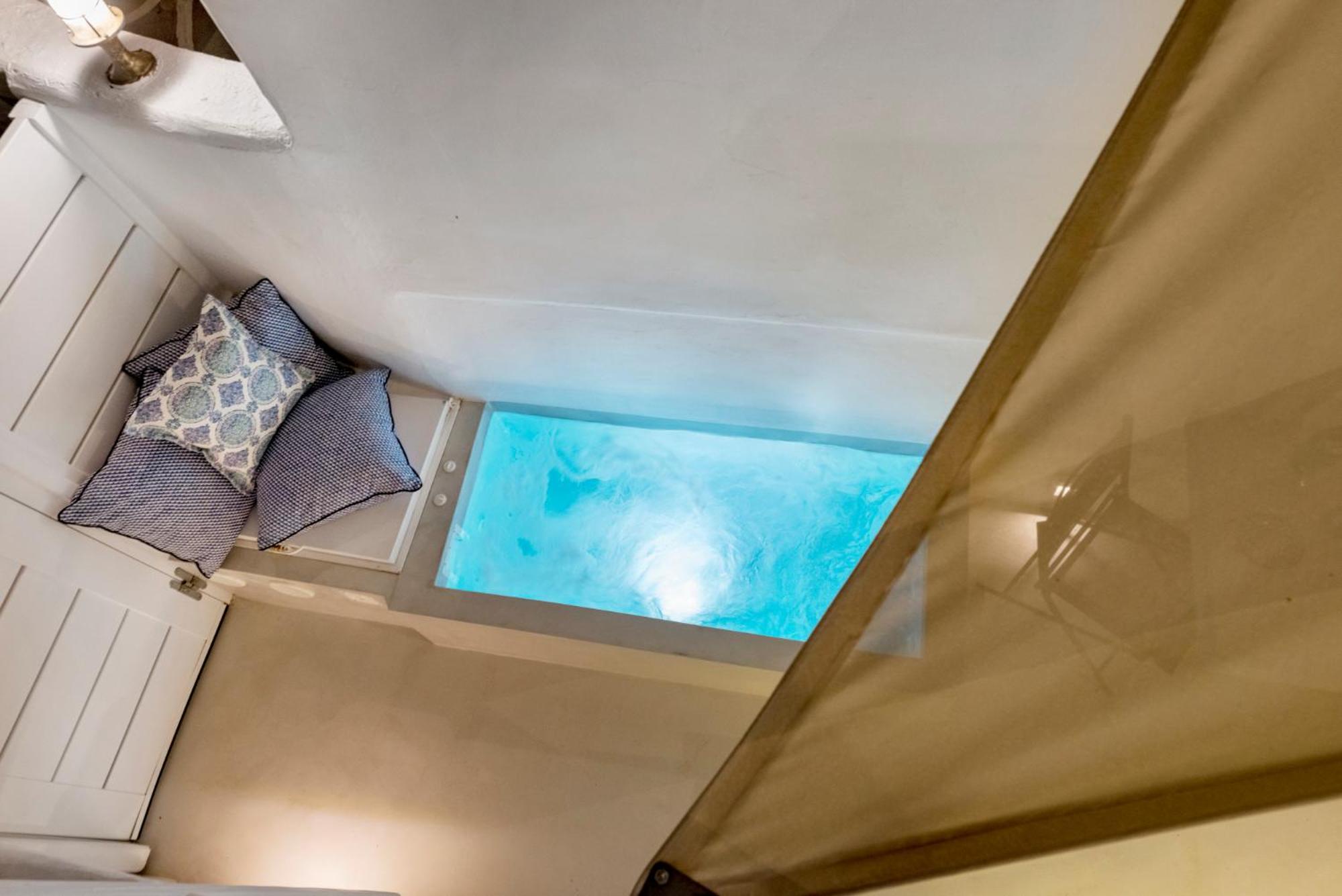 Cave Suite Outdoor Jetted Tub - Photo 15