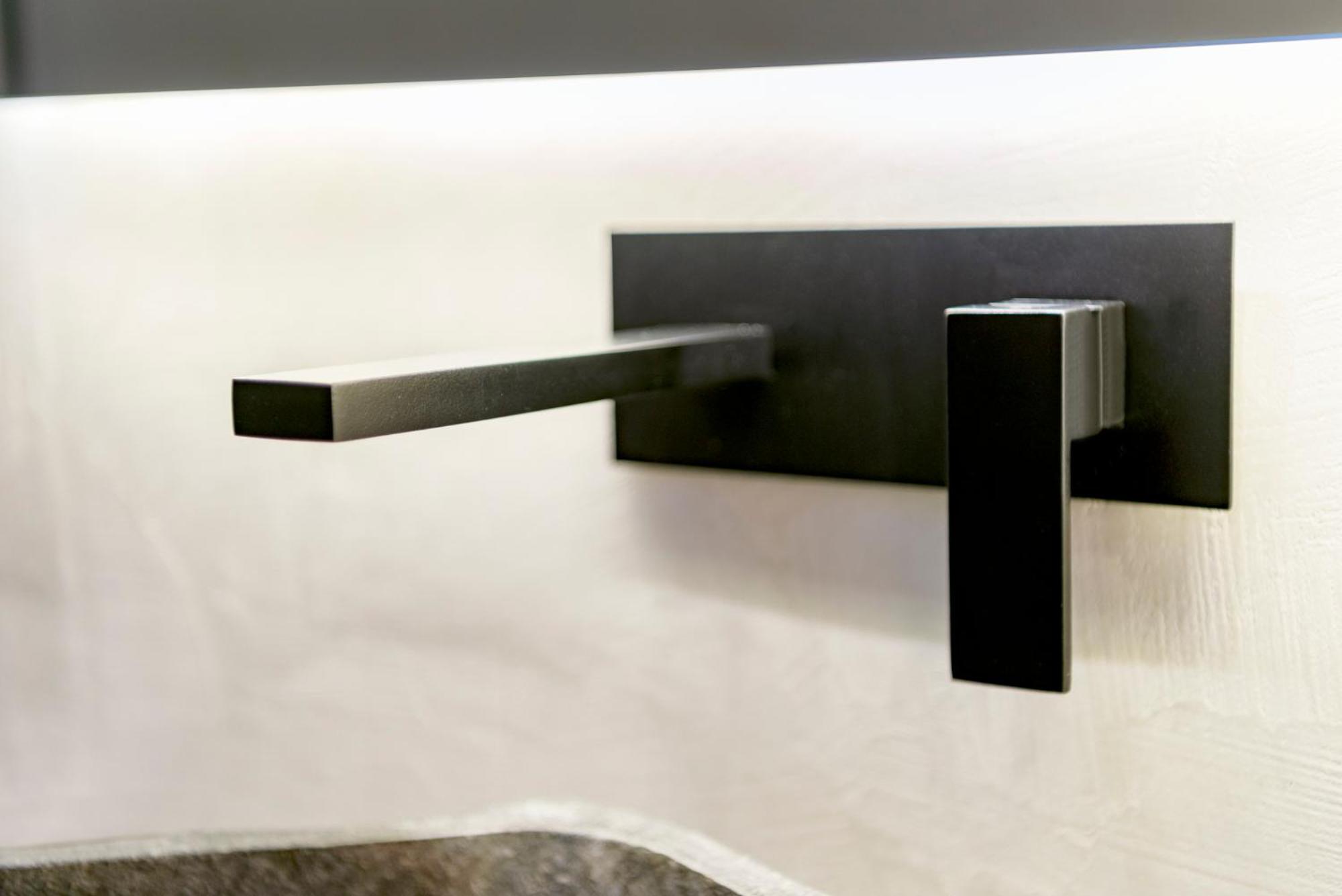 Mews Luxury Suite - Photo 22