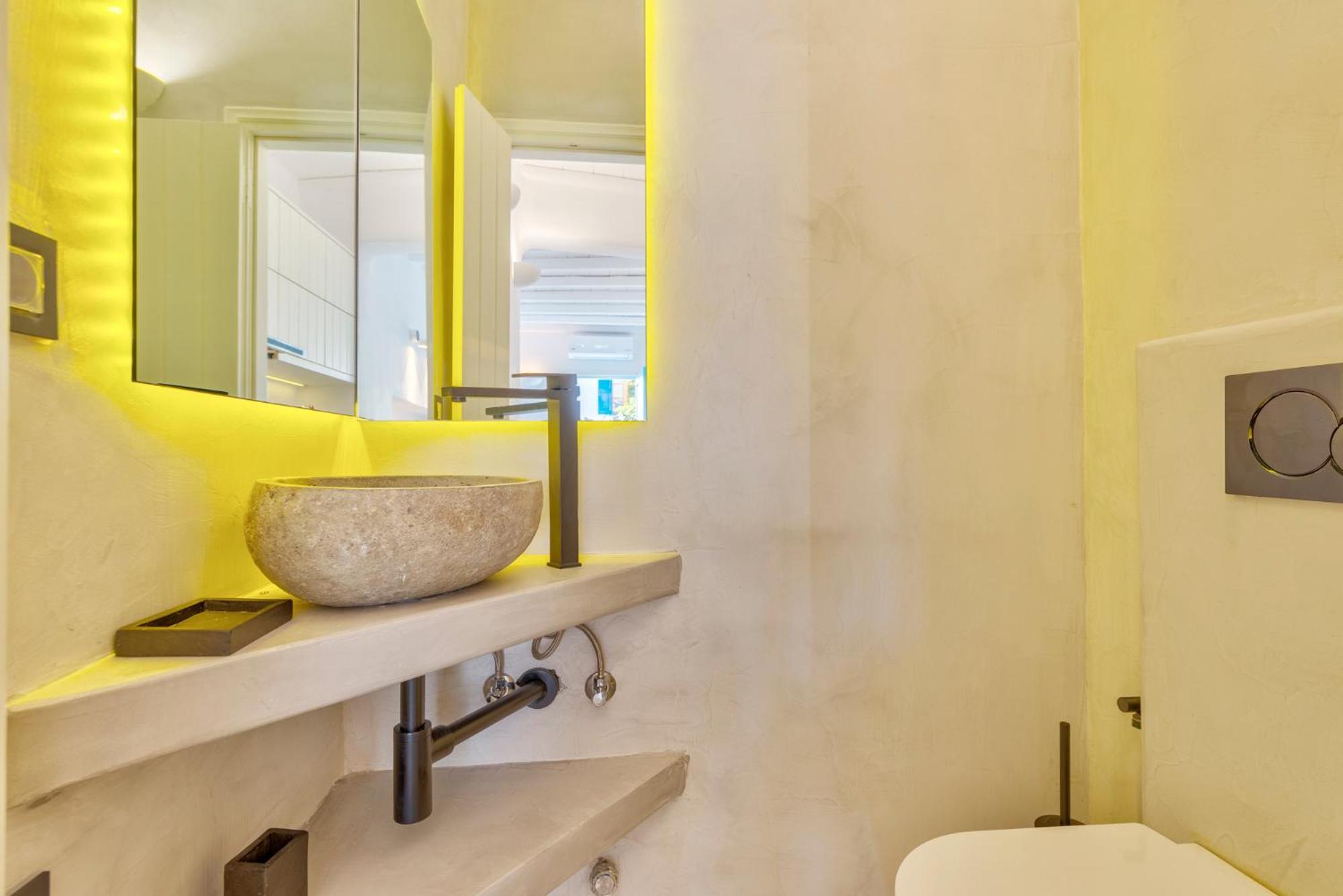 Mews Luxury Suite - Photo 39