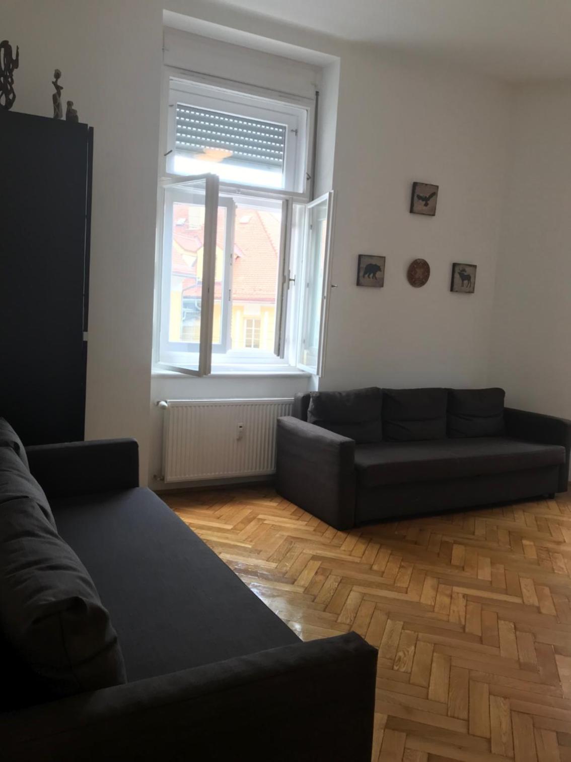 Two-Bedroom Apartment - Photo 21