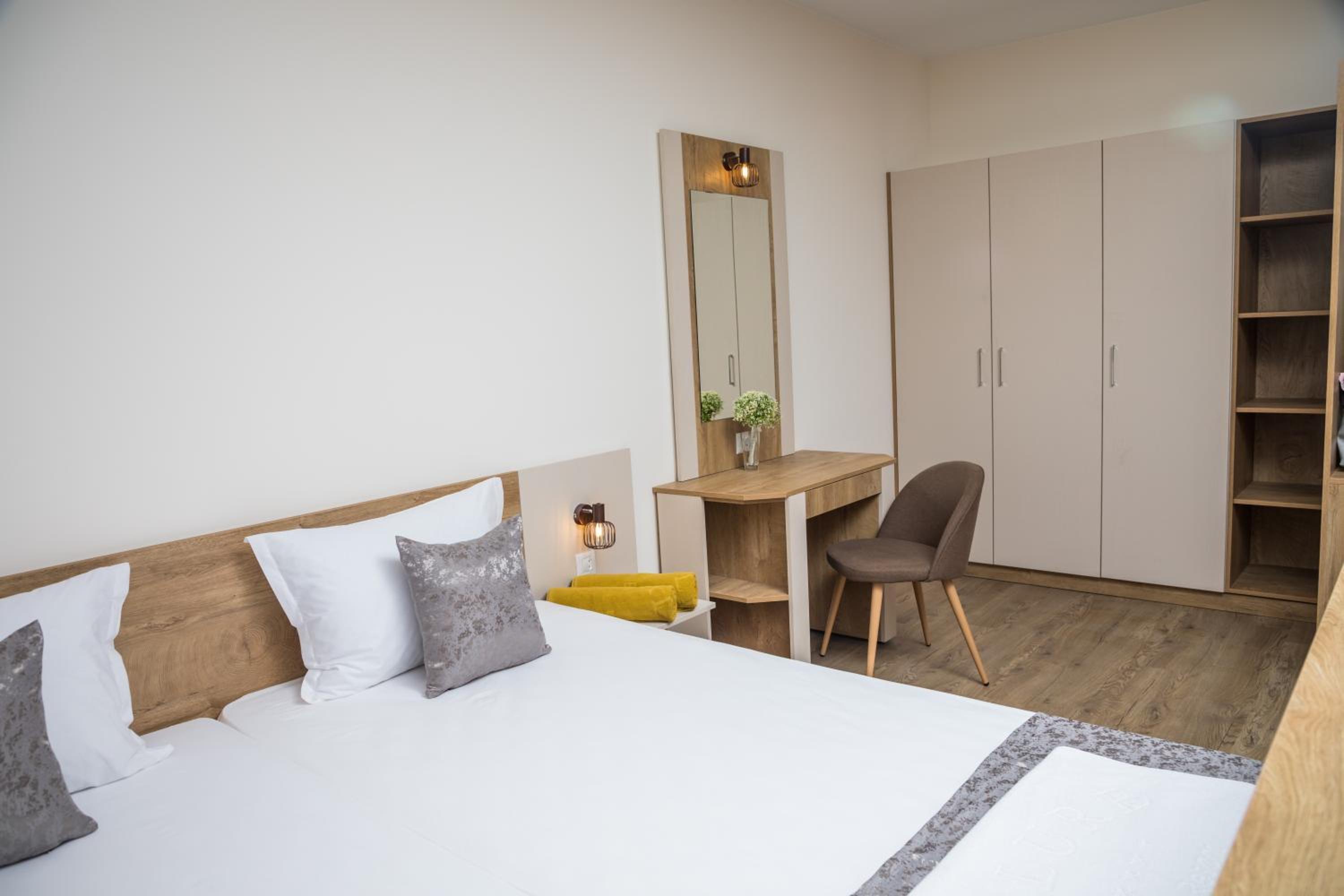 One-Bedroom Apartment (2 Adults + 2 Children) photo 1