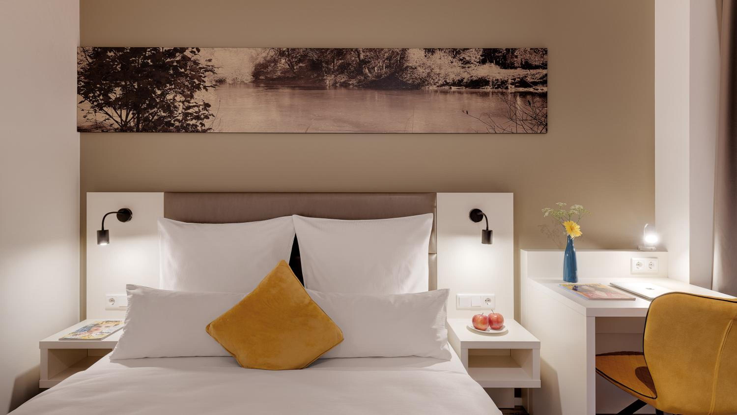 Standard Queen Room - Photo 4
