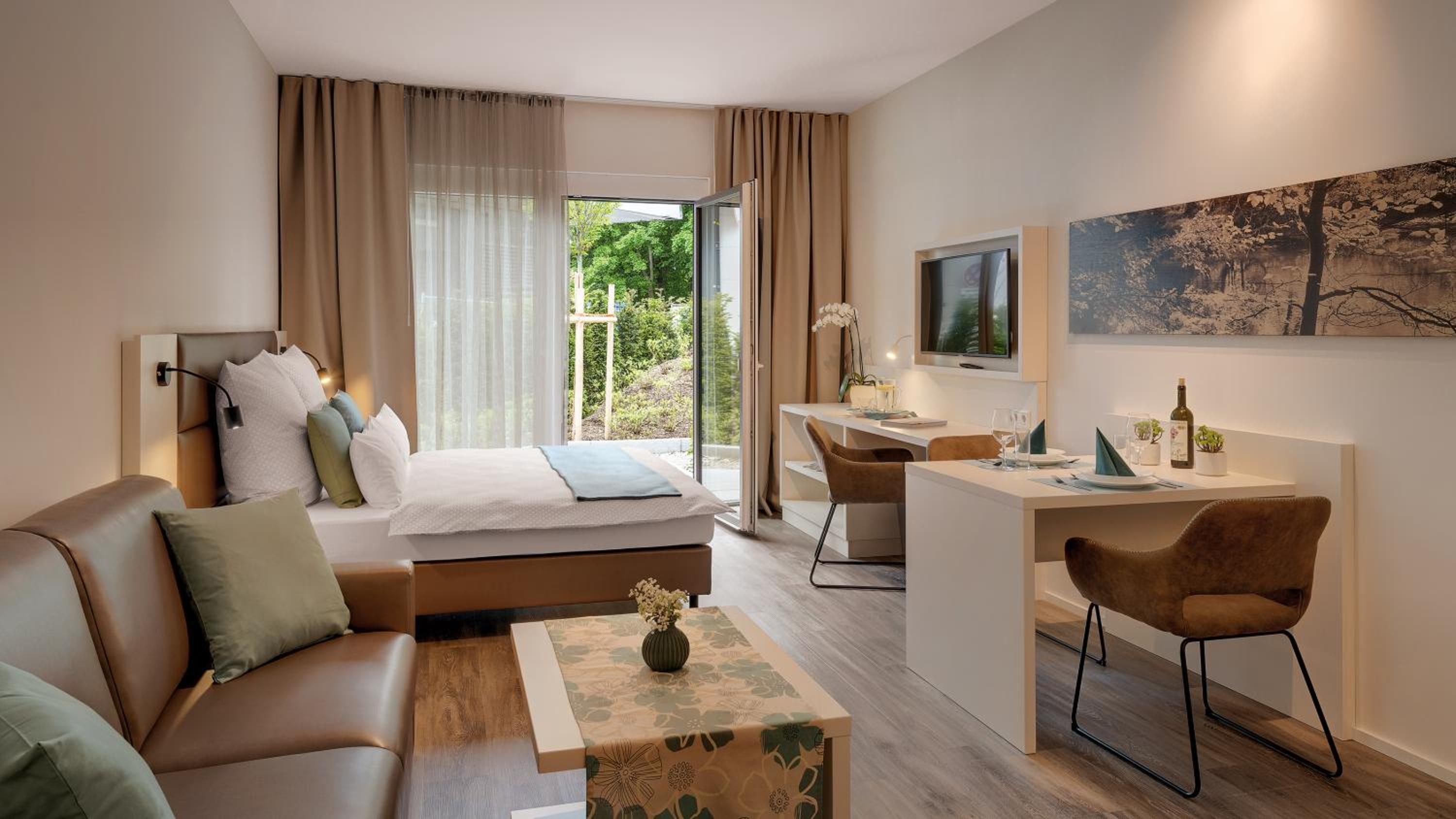 Deluxe Apartment