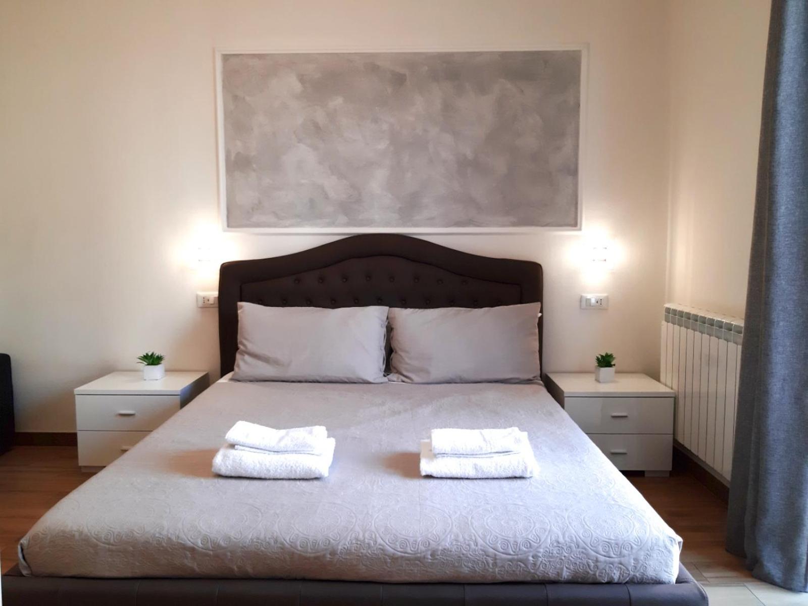 Deluxe Double Room - Photo 7