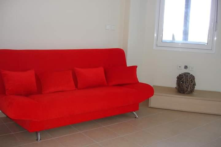 Two-Bedroom House photo 2