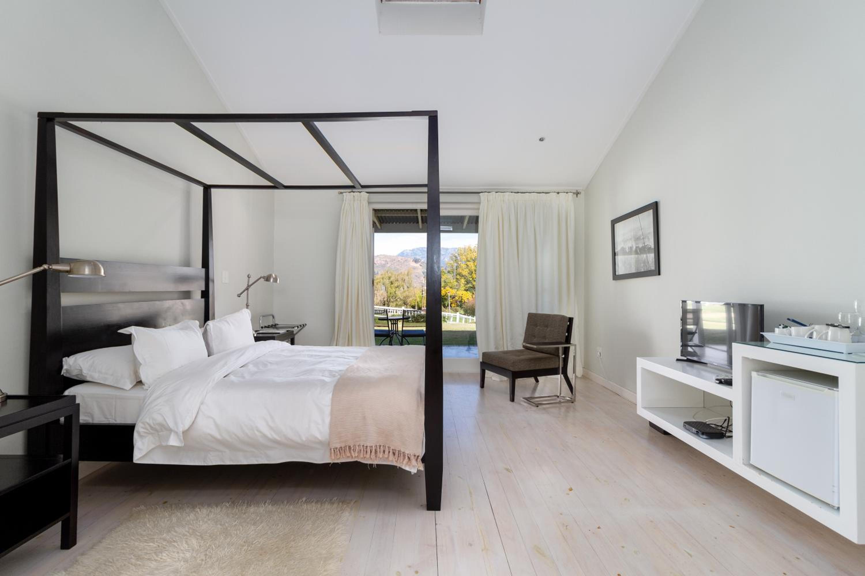 Double Room - Photo 15