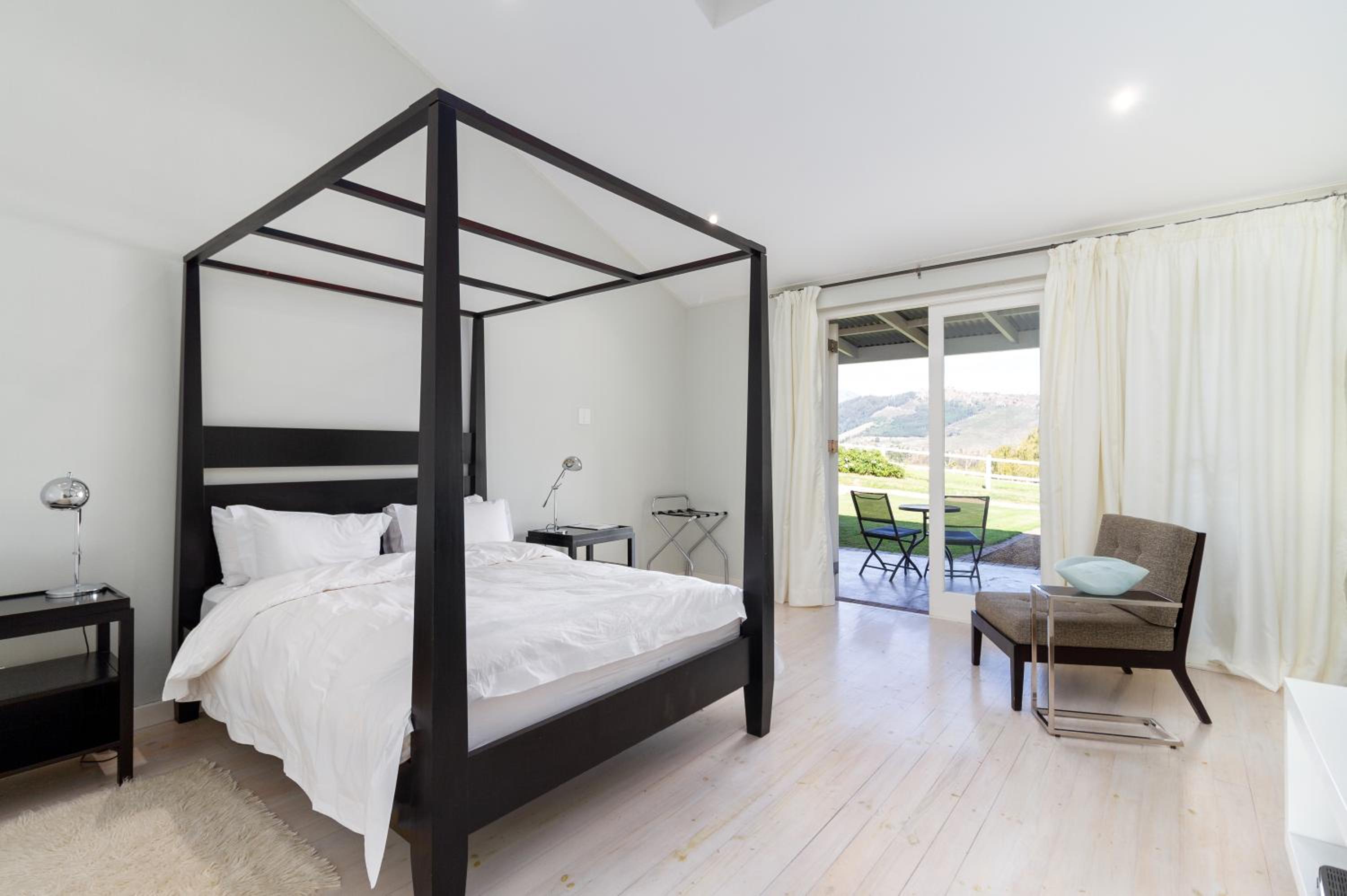Double Room with Shower - Photo 1