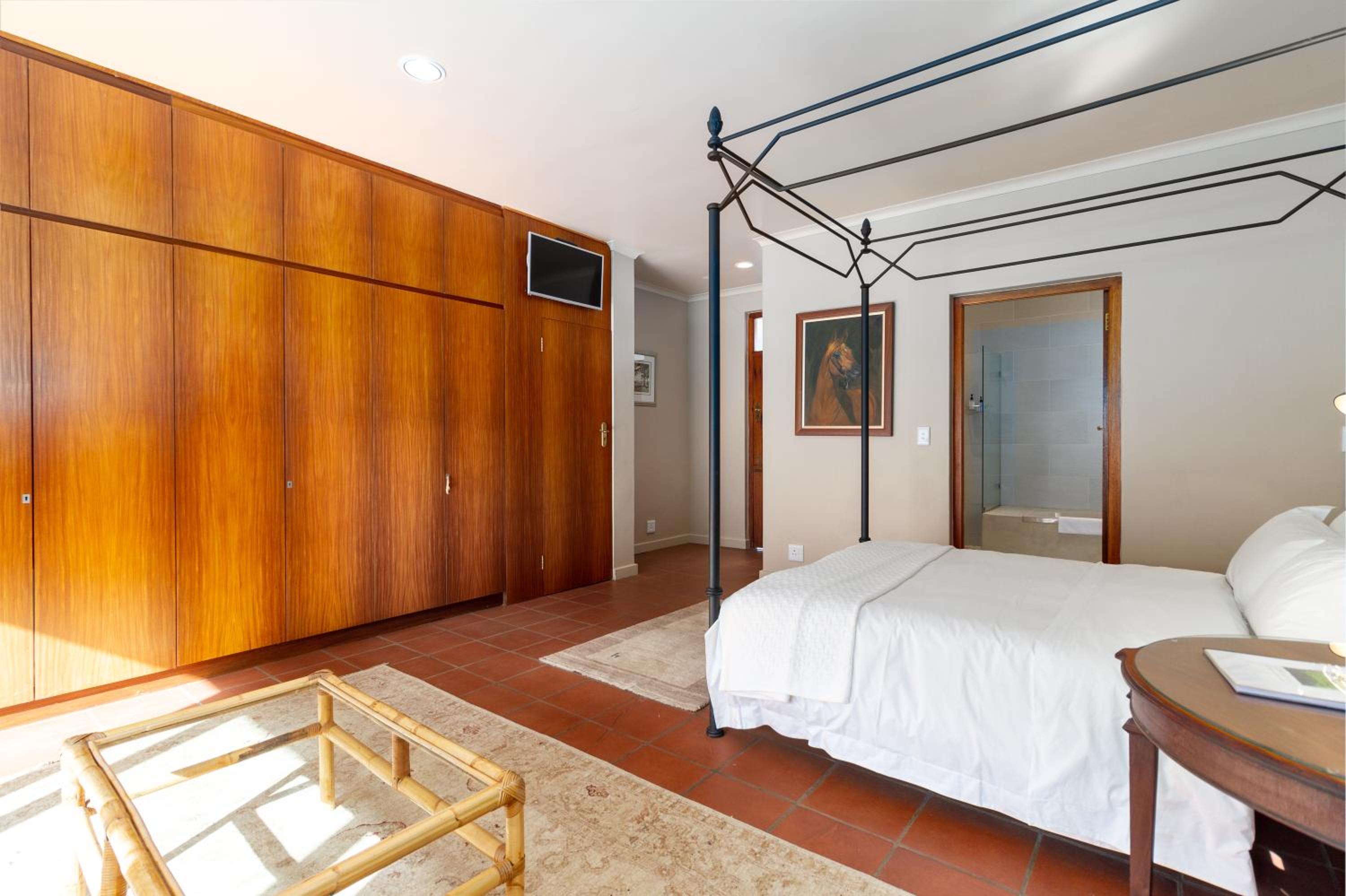 Classic Double Room - Photo 9
