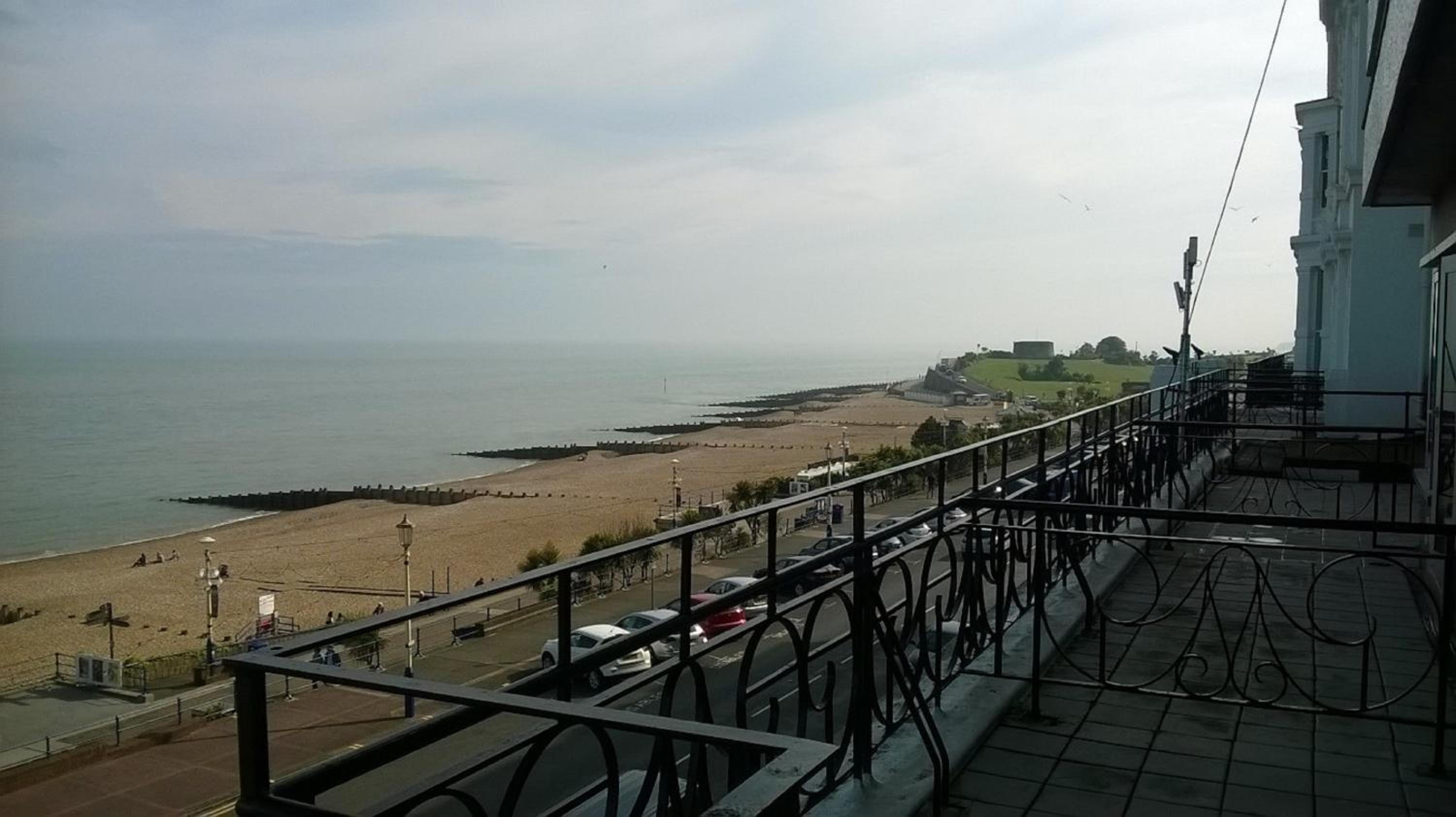 Double Room with Sea View - Photo 5