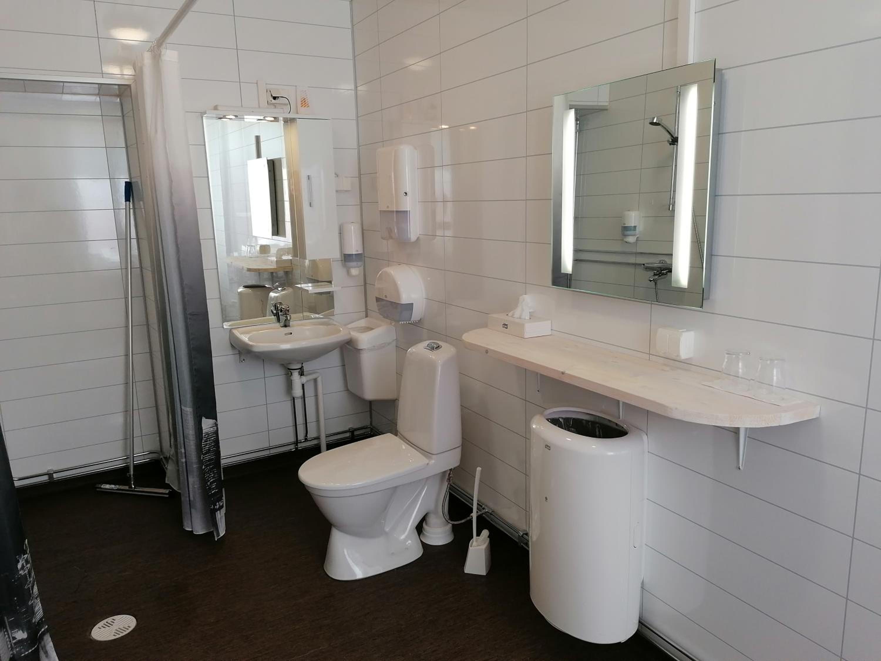 Large Double Room photo 2