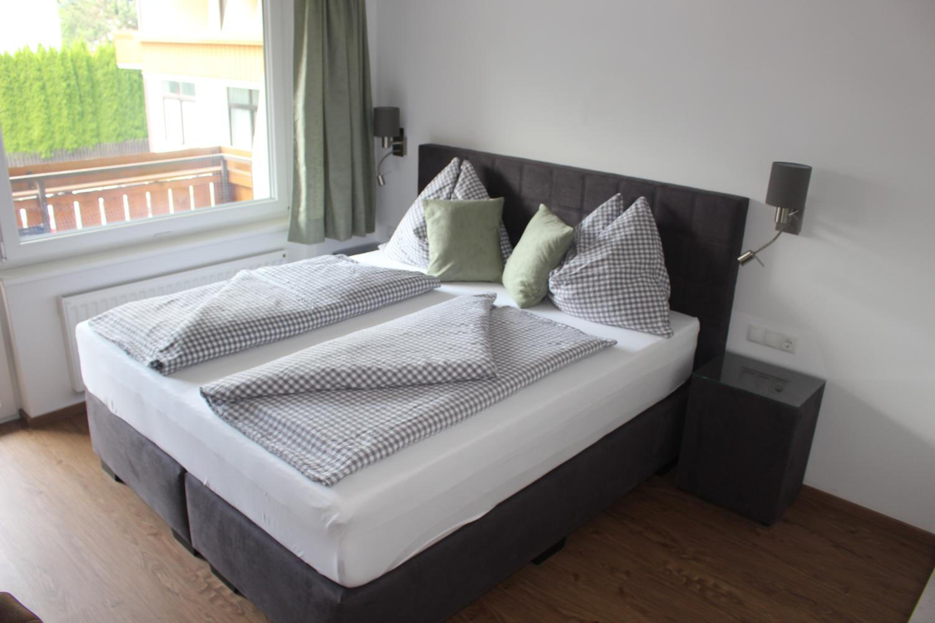 Studio Apartment photo 2