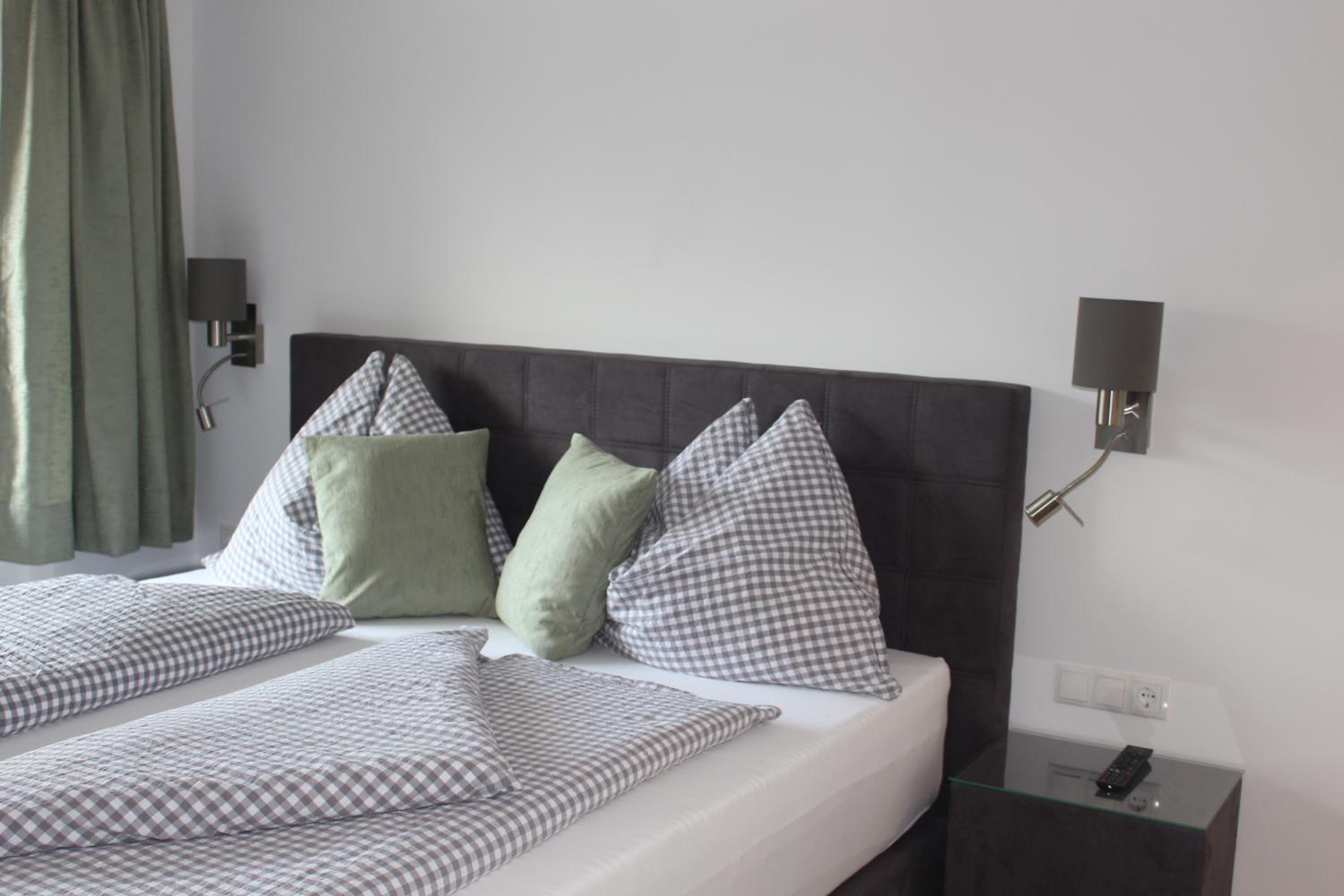 Studio Apartment photo 1
