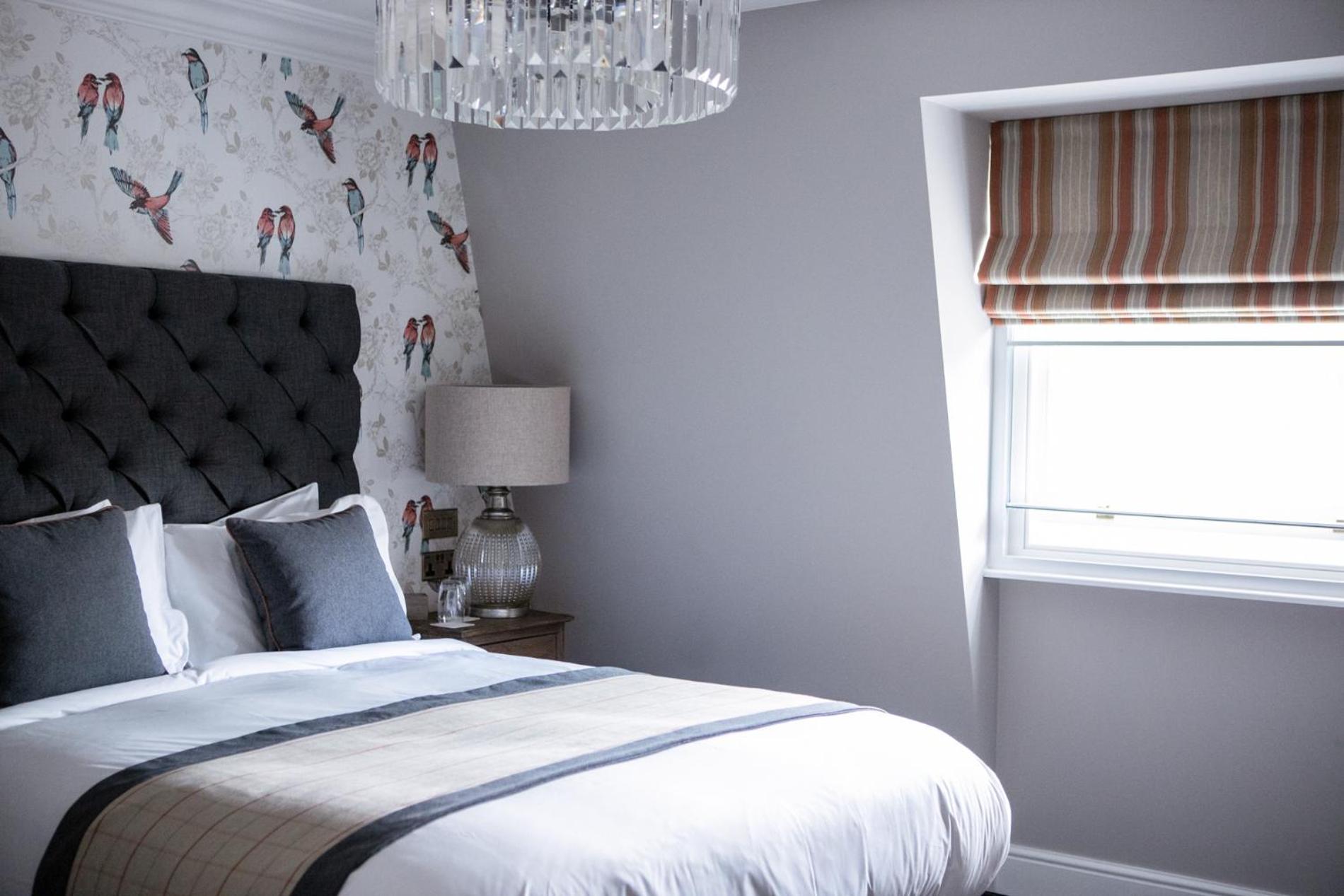 Deluxe Double Room with Shower