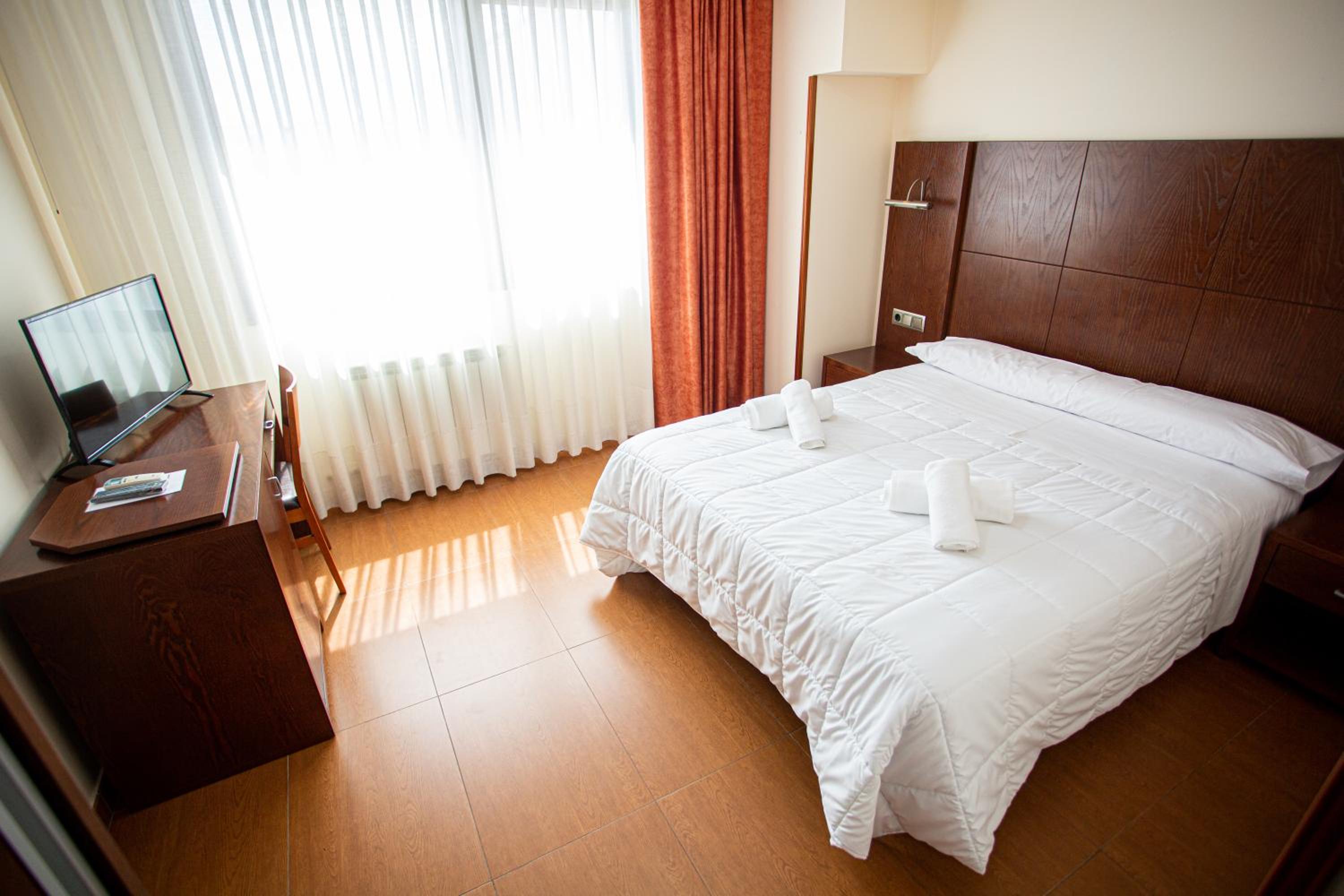 Queen Room - Photo 1