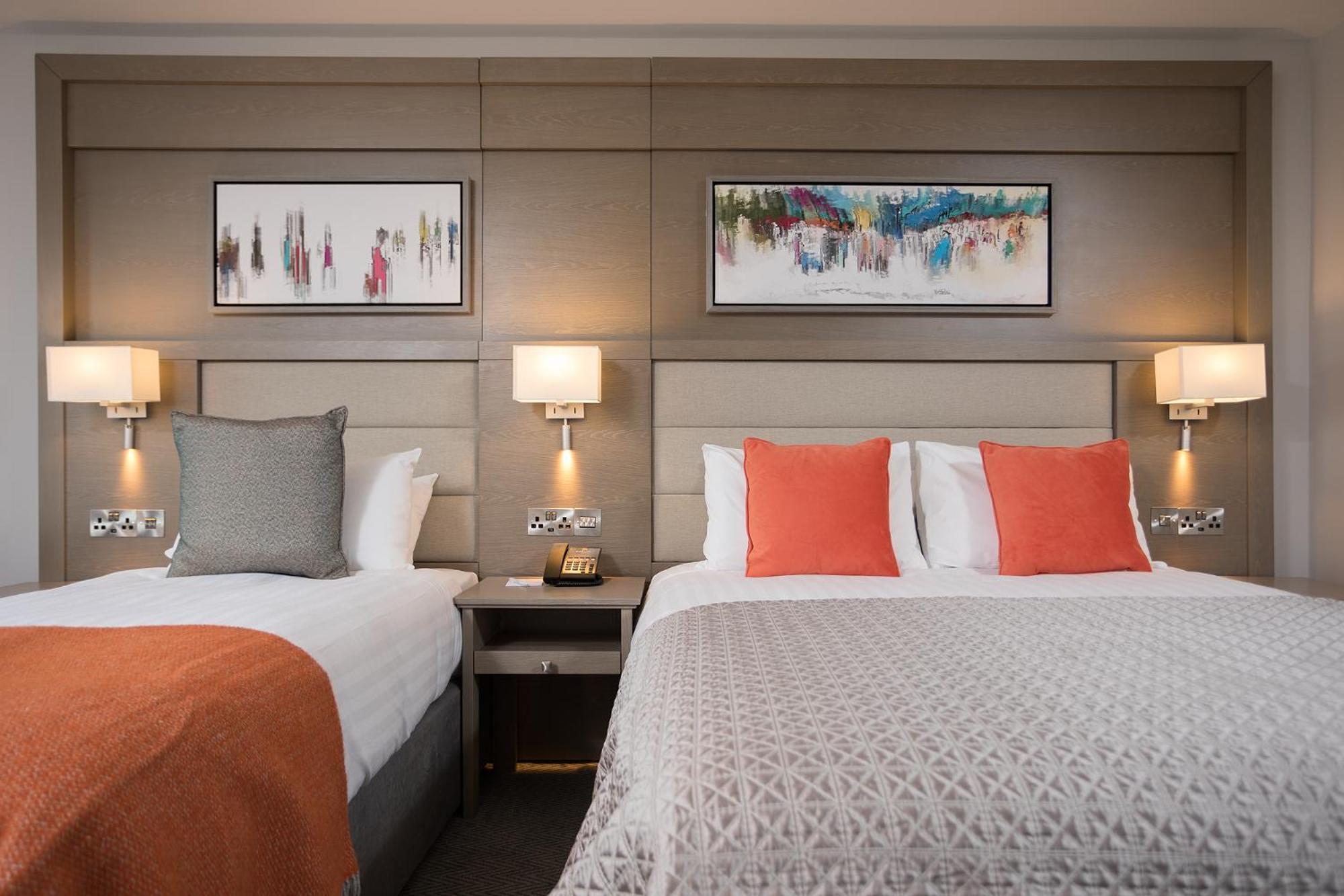 Standard Double or Twin Room photo 2