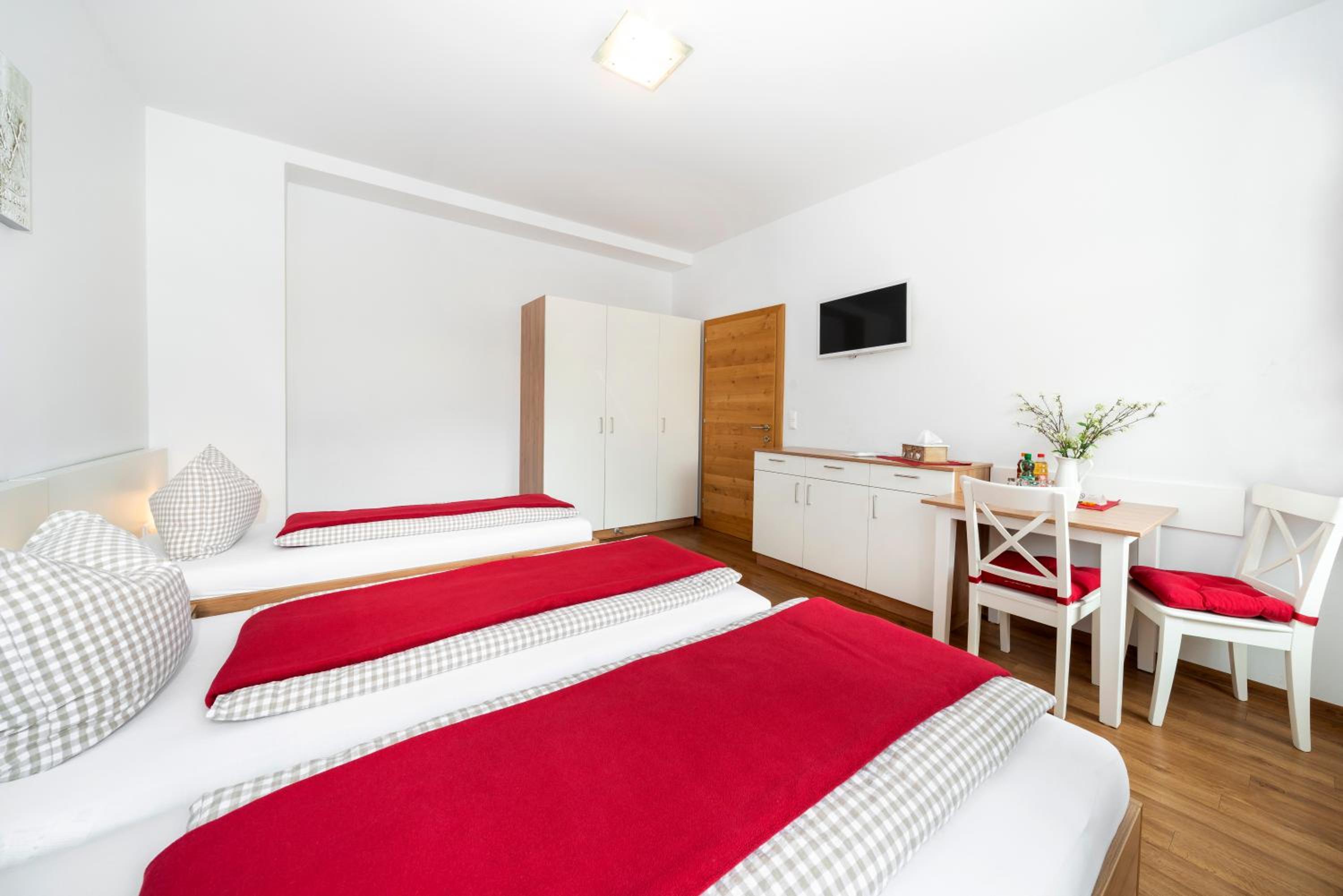 Triple Room photo 1