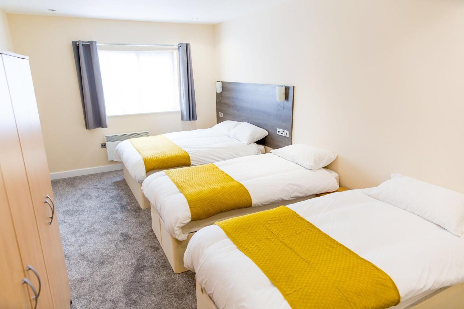 Quadruple Room - Photo 2