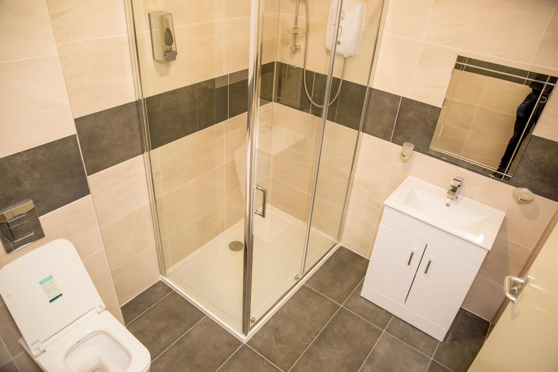 Double Room - Photo 6