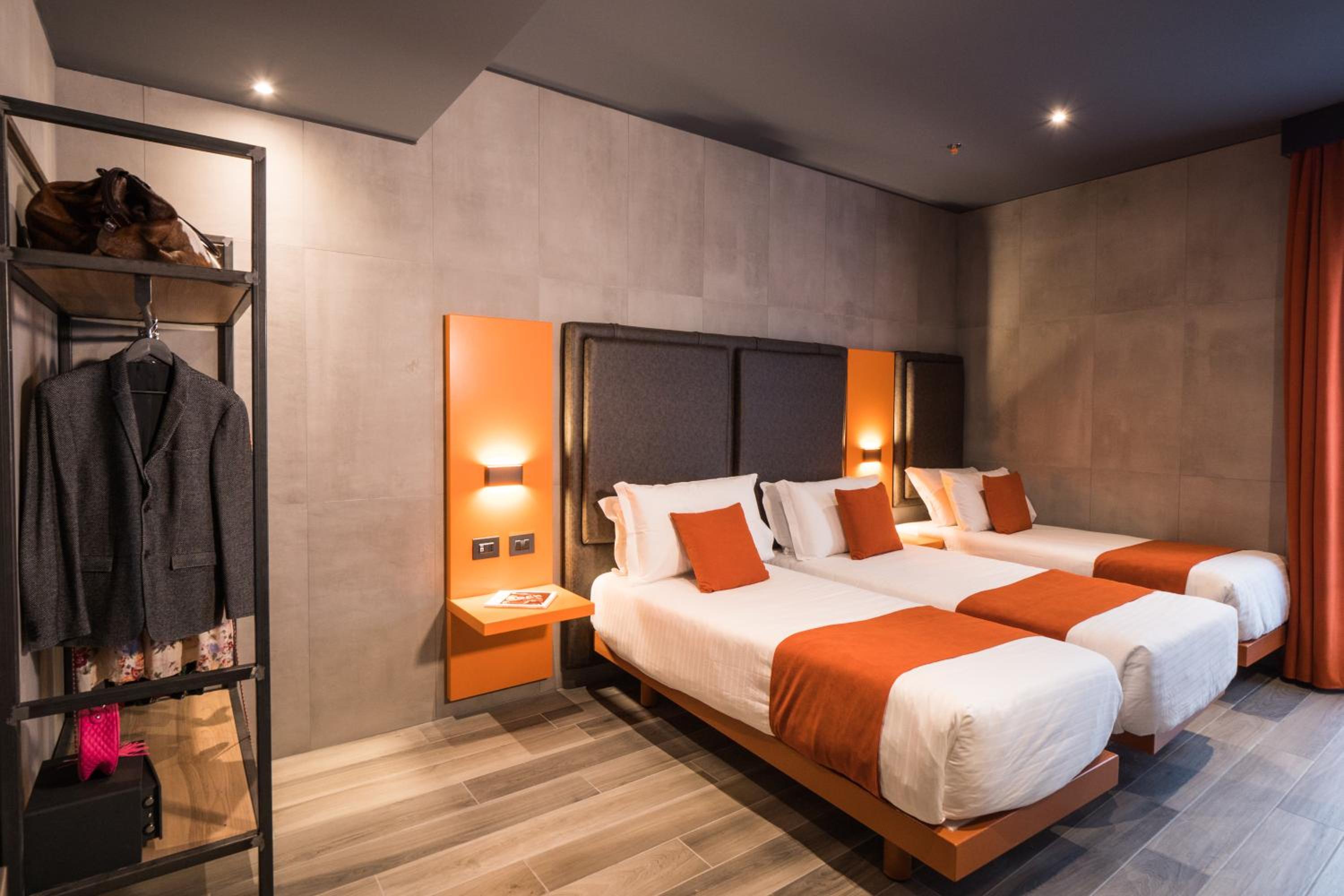 Standard Triple Room - Photo 2