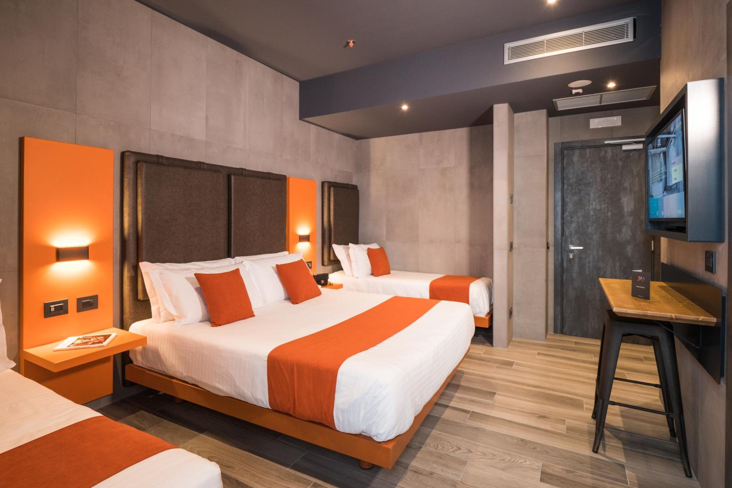 Standard Quadruple Room - Photo 6