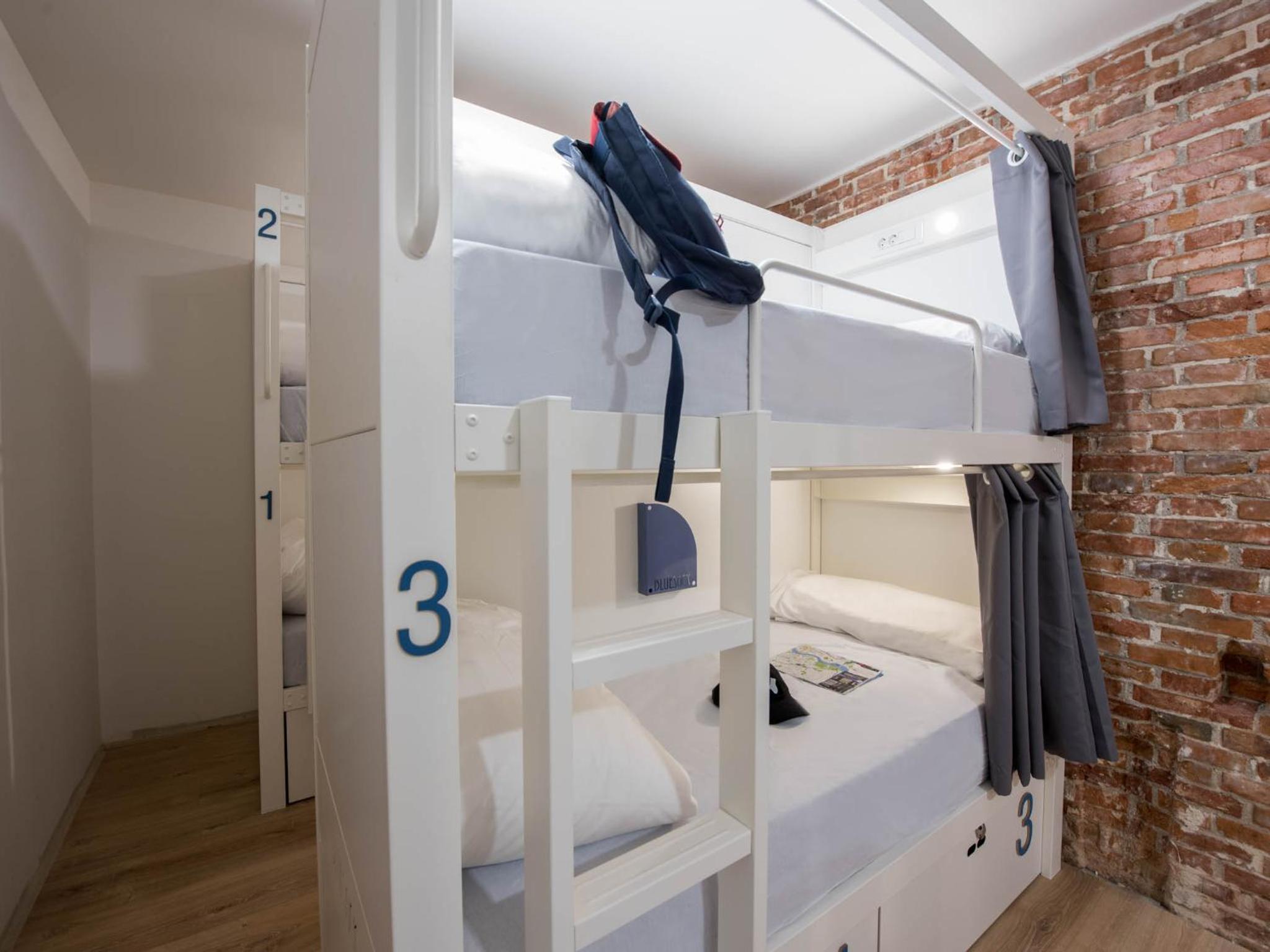 Bed in 8-Bed Mixed Dormitory Room