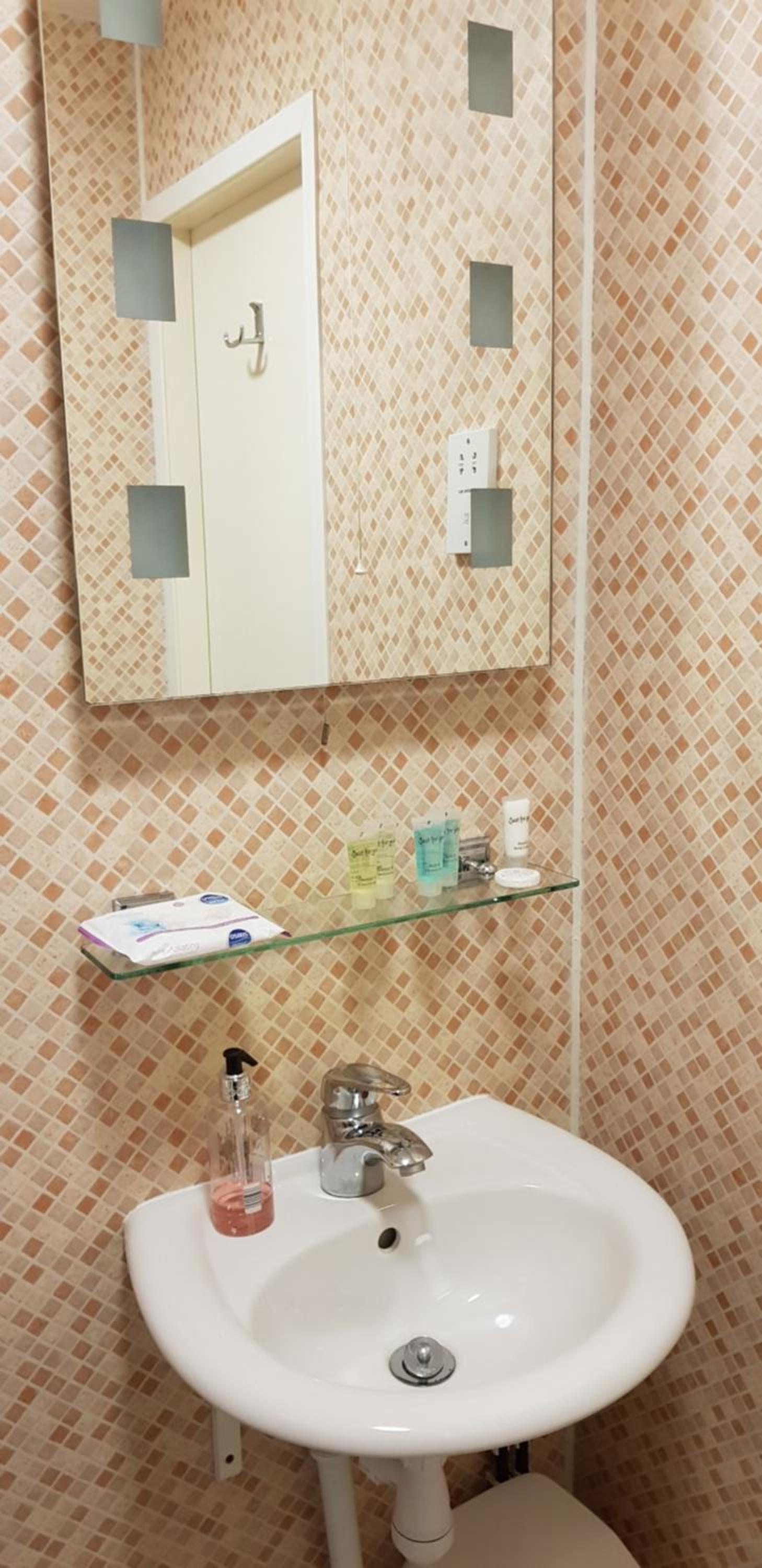 Twin Room photo 2