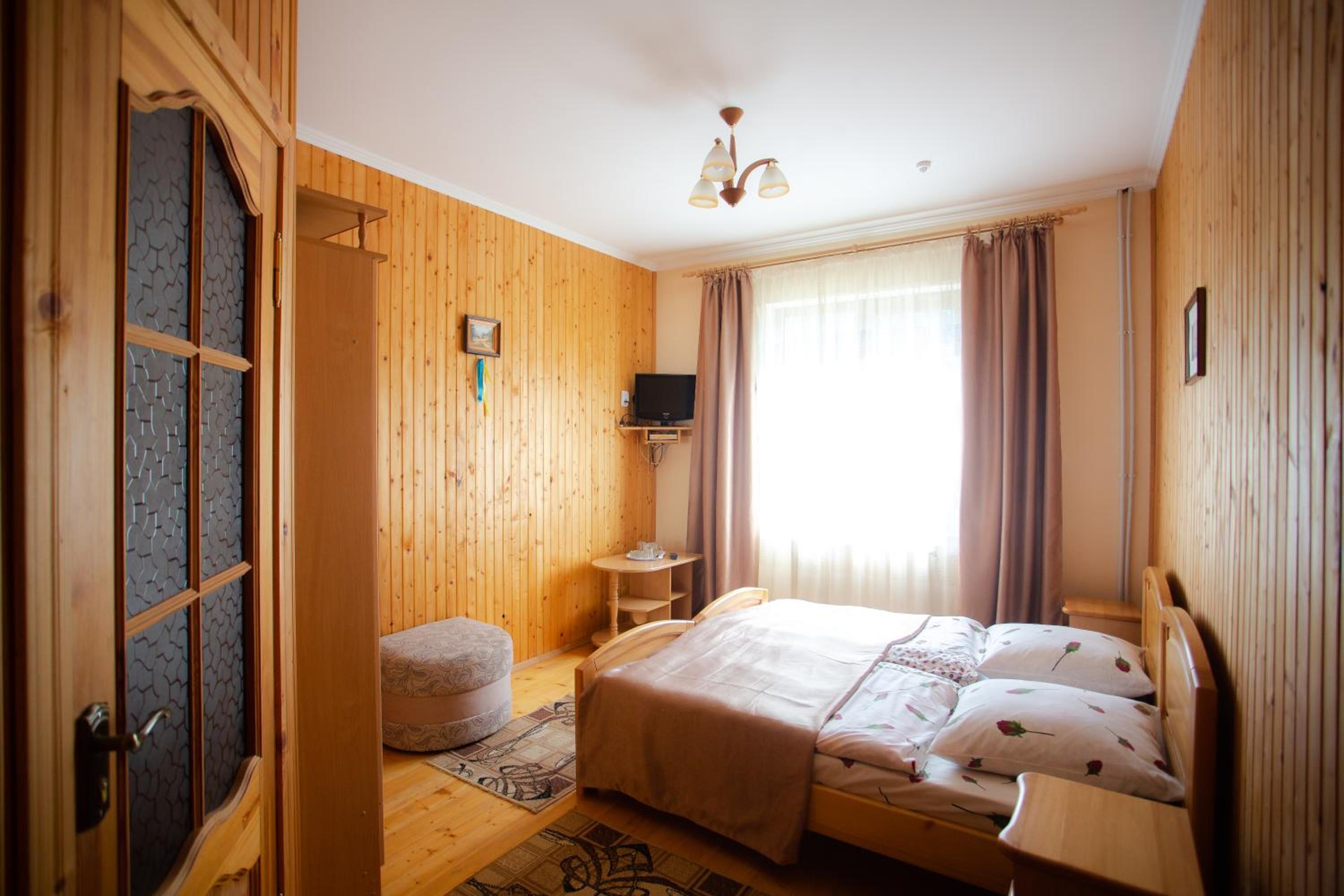 Twin Room with Mountain View photo 1
