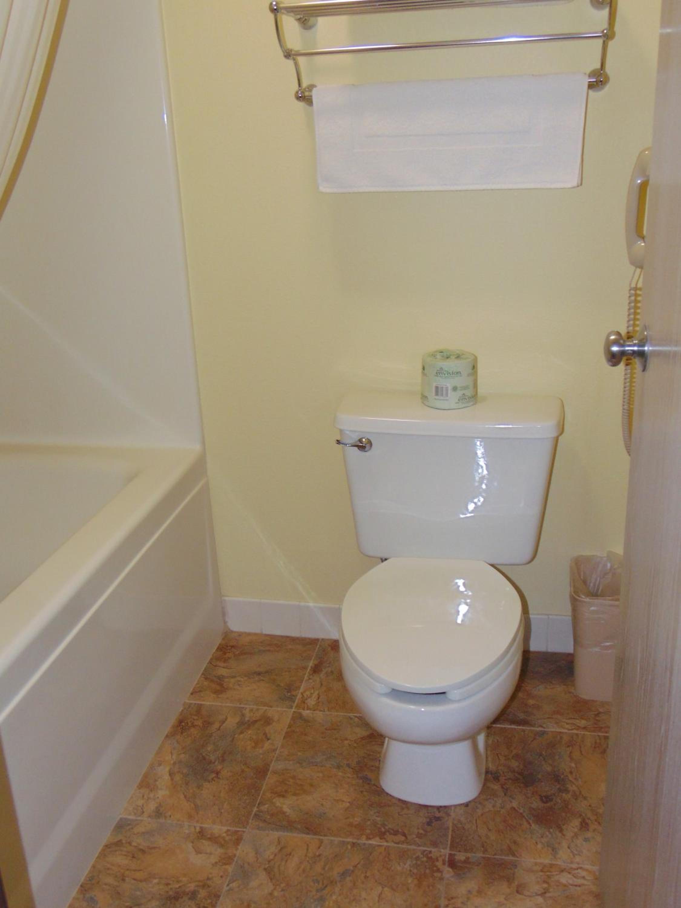 King Suite with Spa Bath photo 2